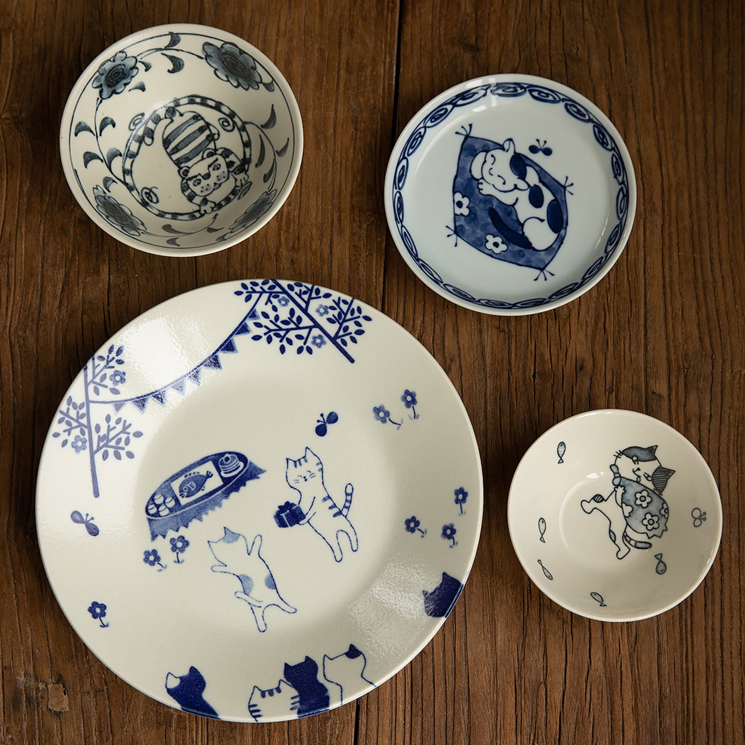 ASSIETTE avec motif CHAT MIGNON