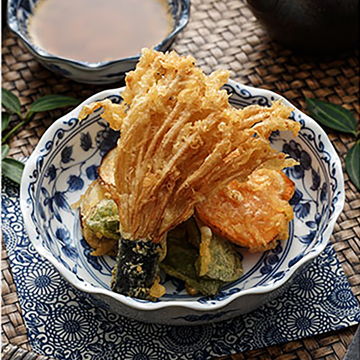 ASSIETTE CREUSE,Bleu-blanc japonais