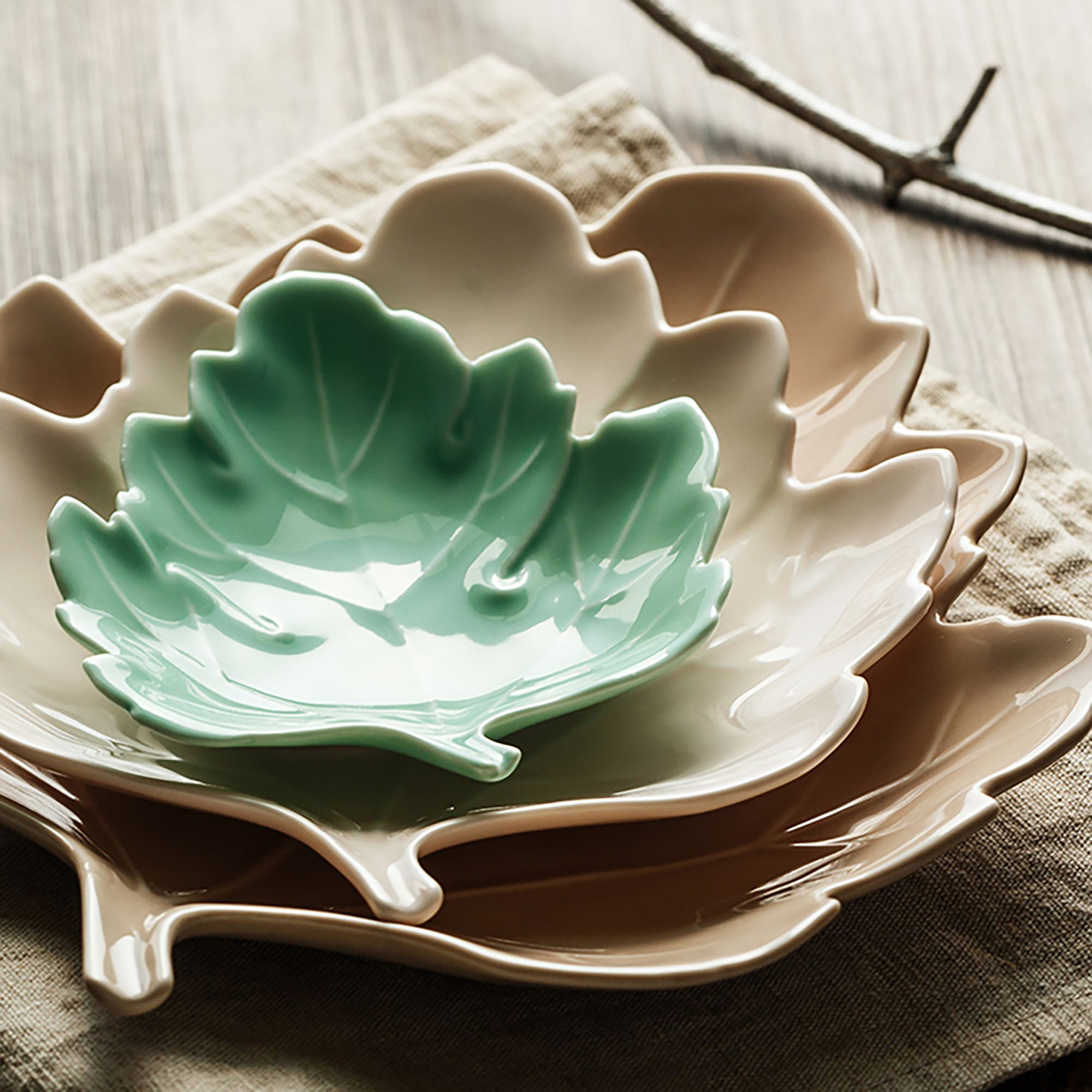 ASSIETTE-FEUILLE