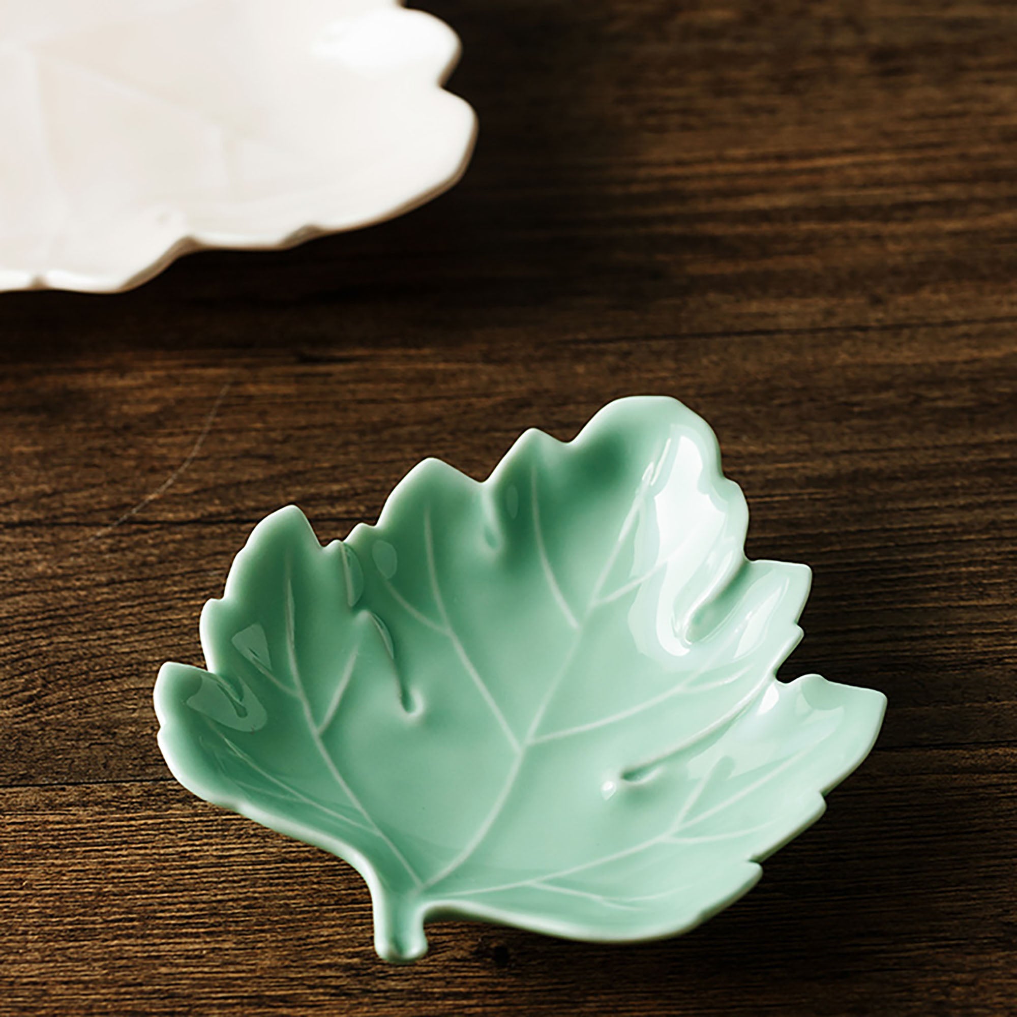 ASSIETTE-FEUILLE