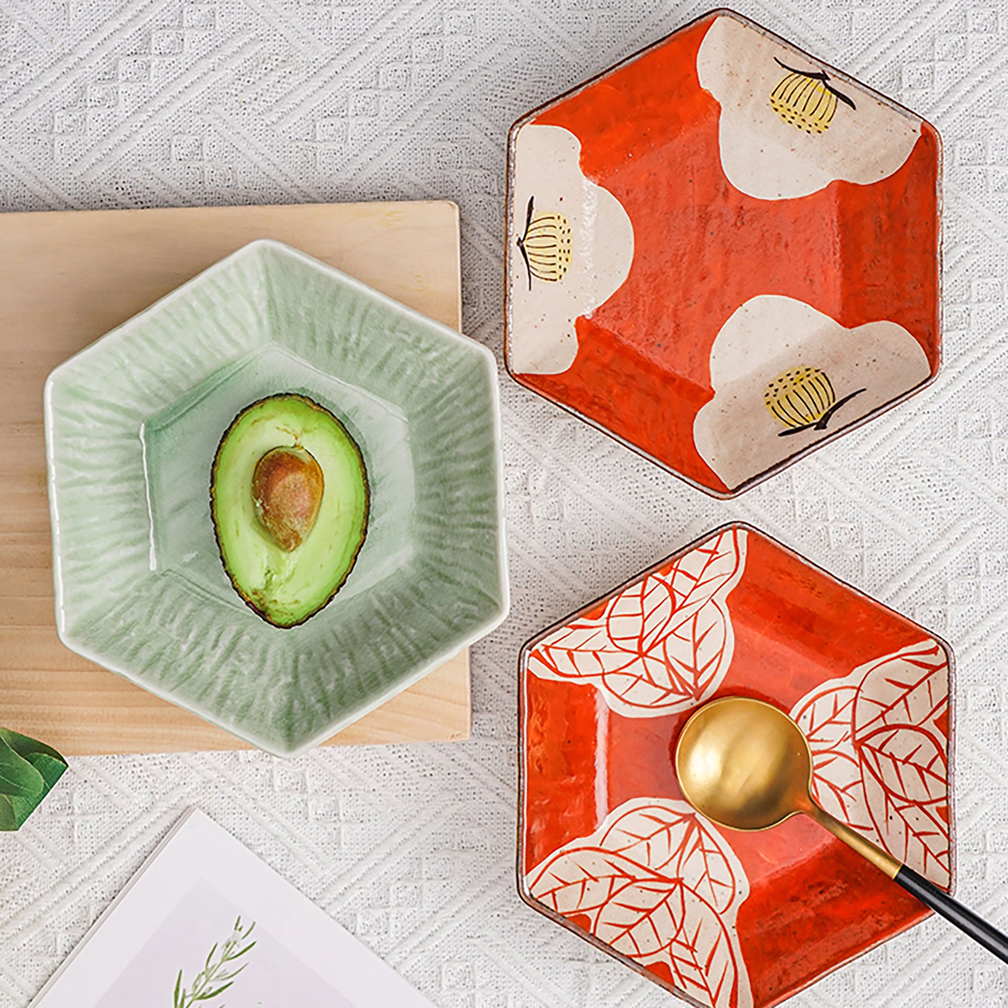 ASSIETTE HEXAGONAL DE MINO
