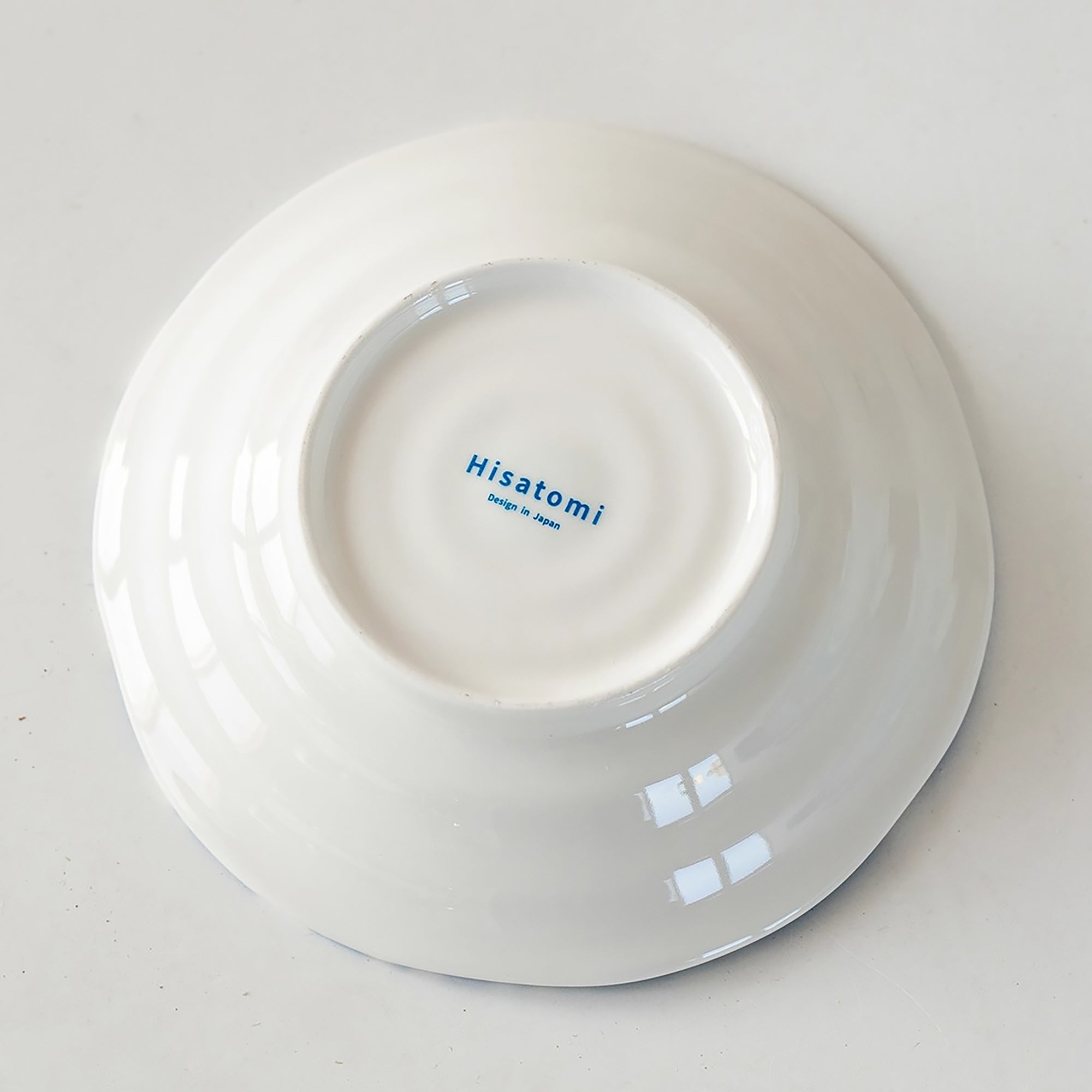 Assiette Minoyaki à motif de fleurs de cerisier