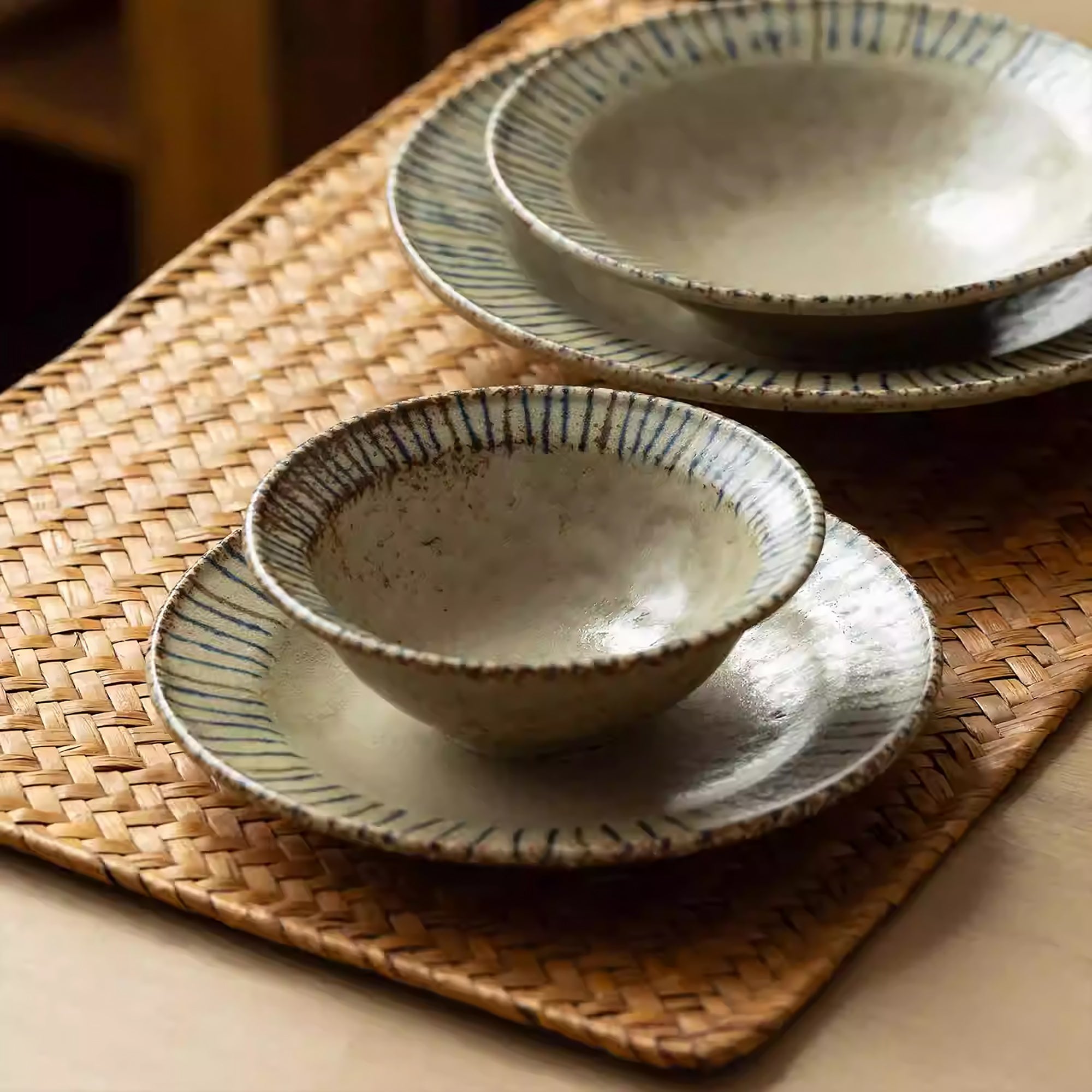 Vaisselle Mino-yaki motif “aiguilles de pin Tokusa”