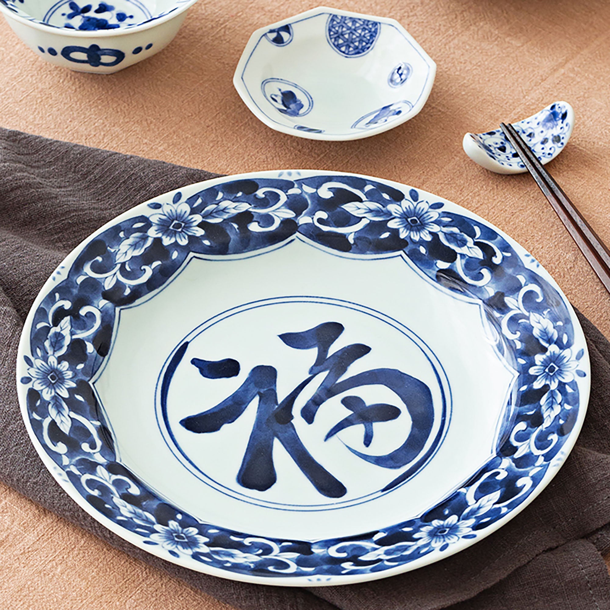ASSIETTE-ROND-BL