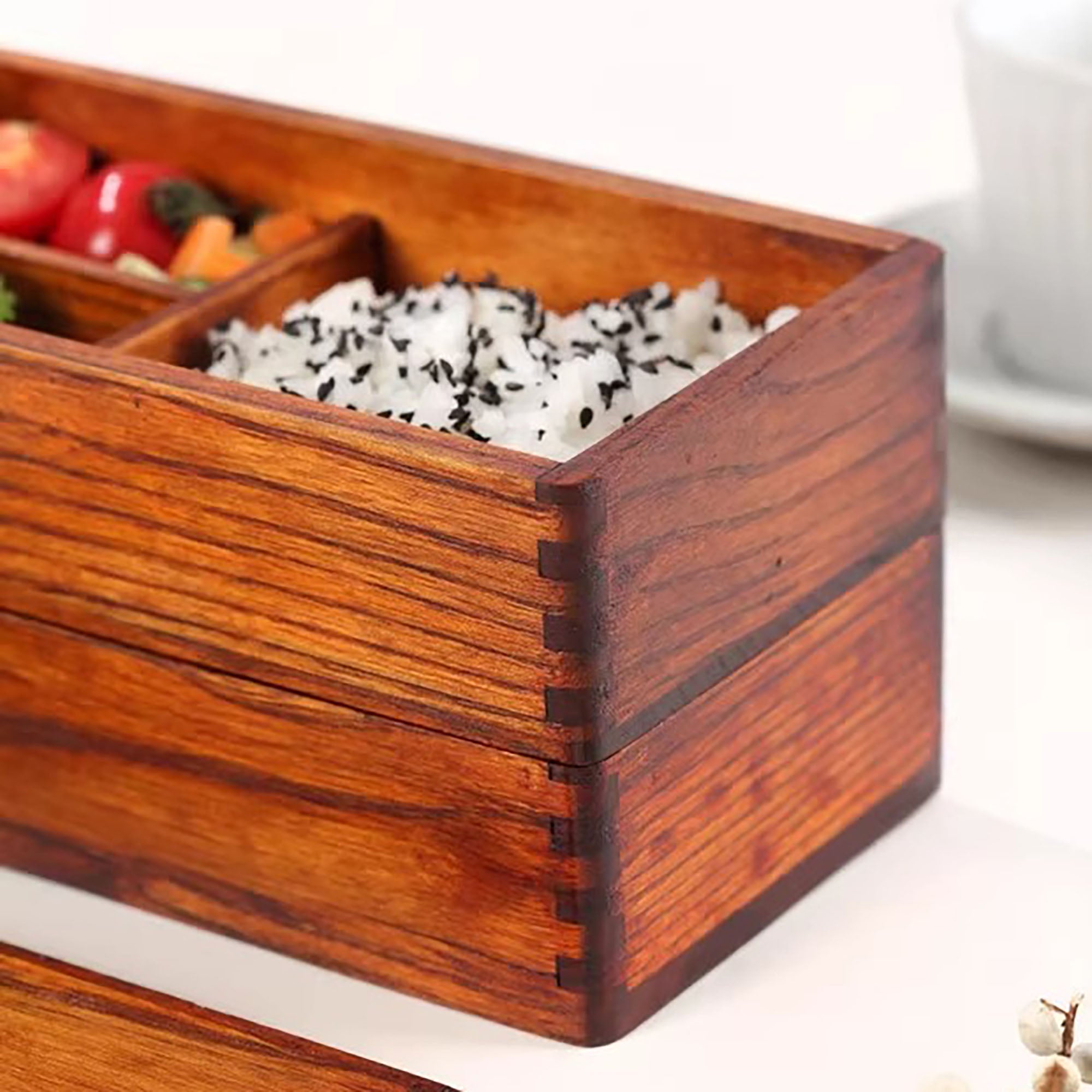 Bento à deux étages en bois avec Laque naturelle