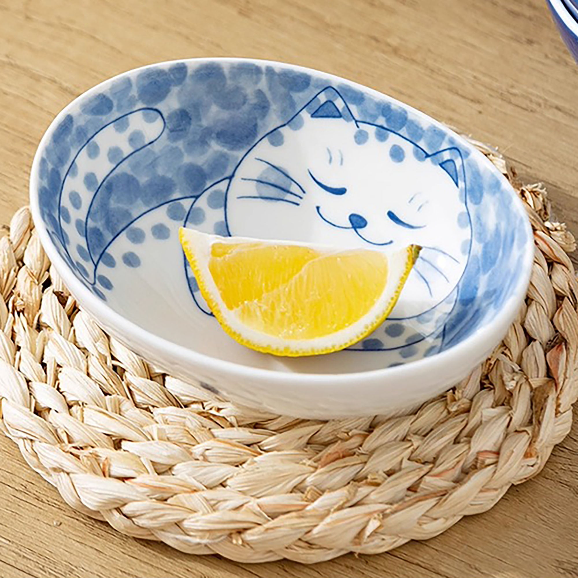 Minoyaki bowl with “Happiness Cat” design