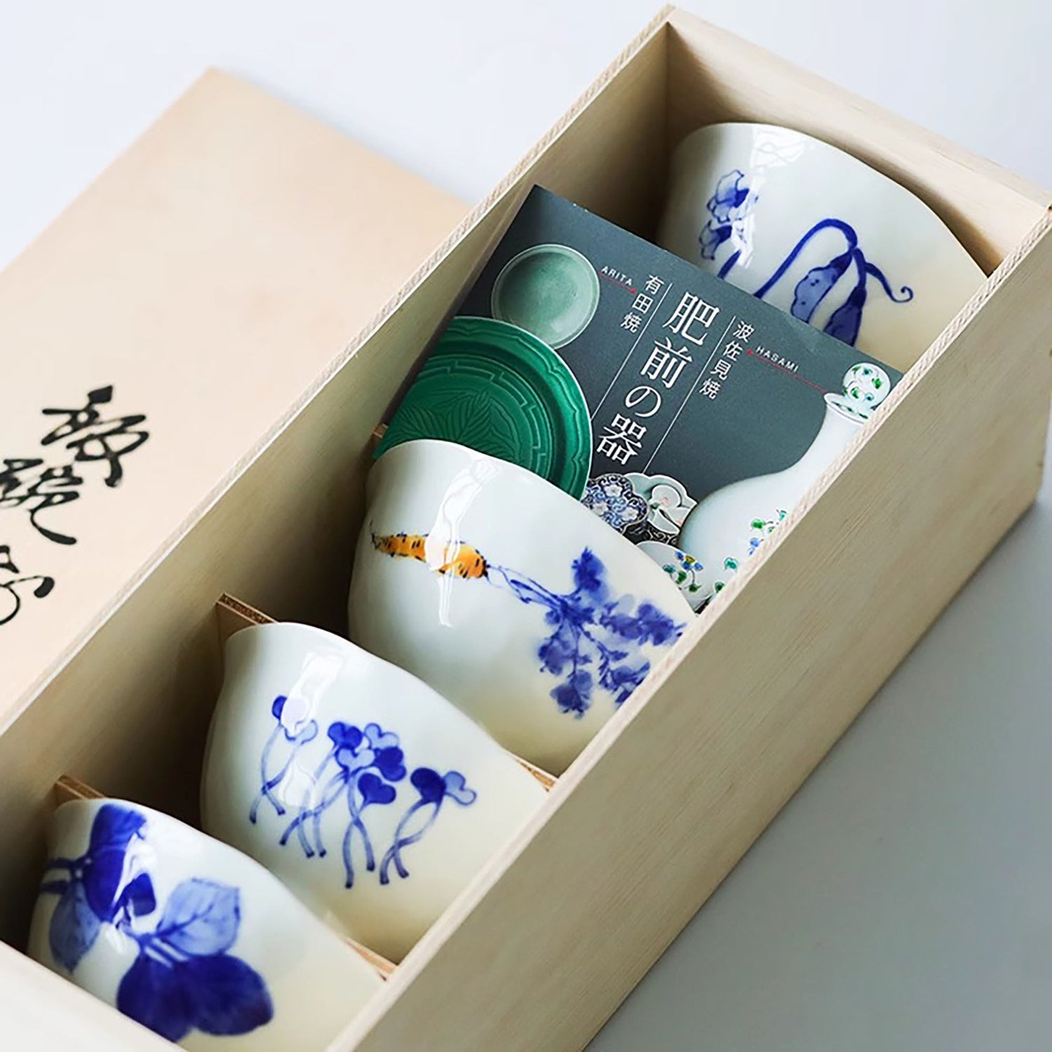 Hasami-yaki ceramic bowls