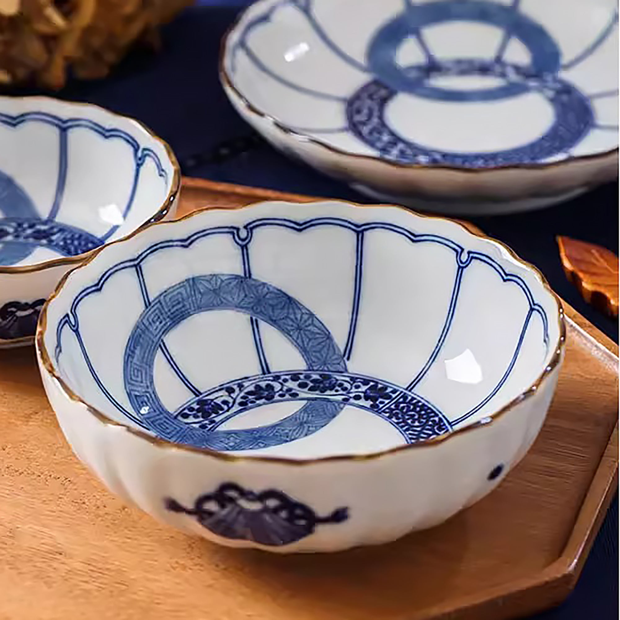 Vaisselle Minoyaki motif double anneau bleu et blanc