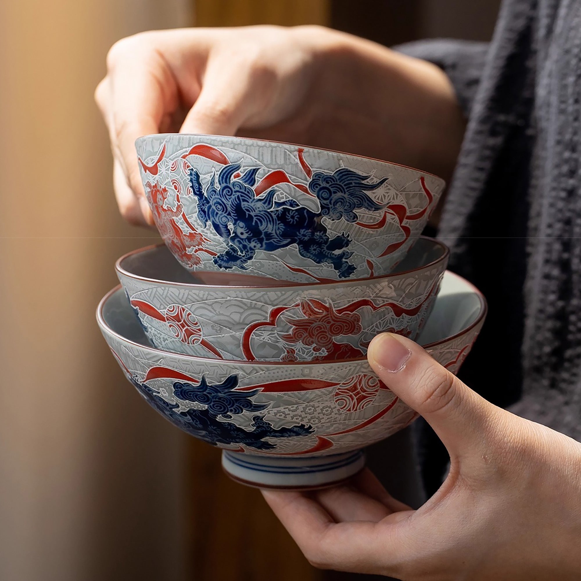 Bol Mino-yaki avec motif bonheur en relief