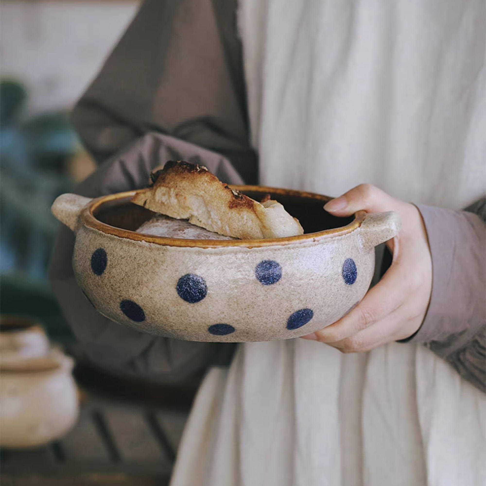 Bol à oreilles en céramique fait main style vintage à pois