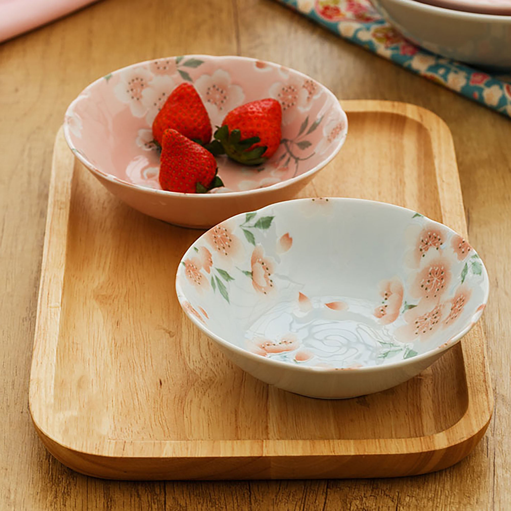 Bol avec motif romantique sakura