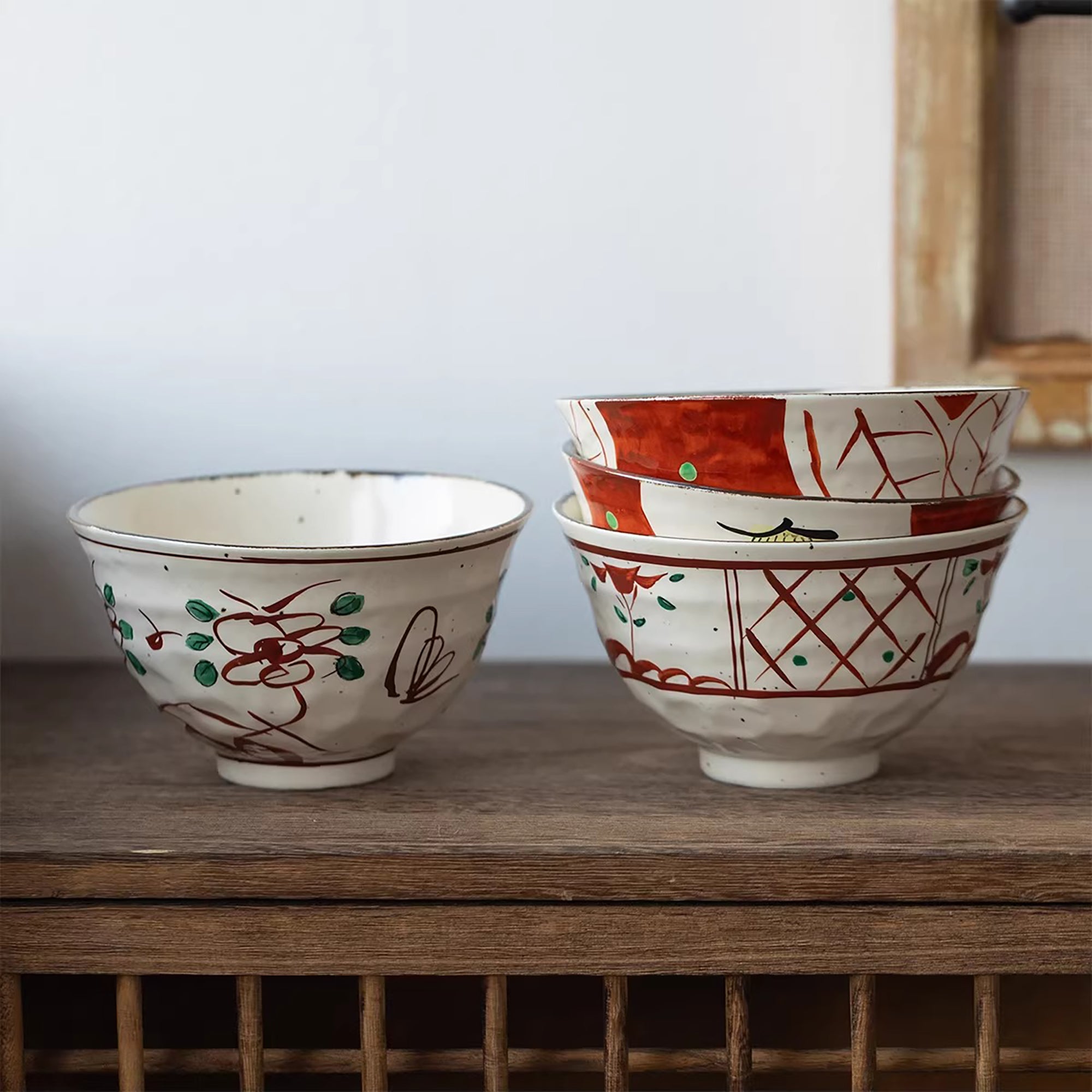 Bol à ramen Setoyaki Akae motif floral traditionnel