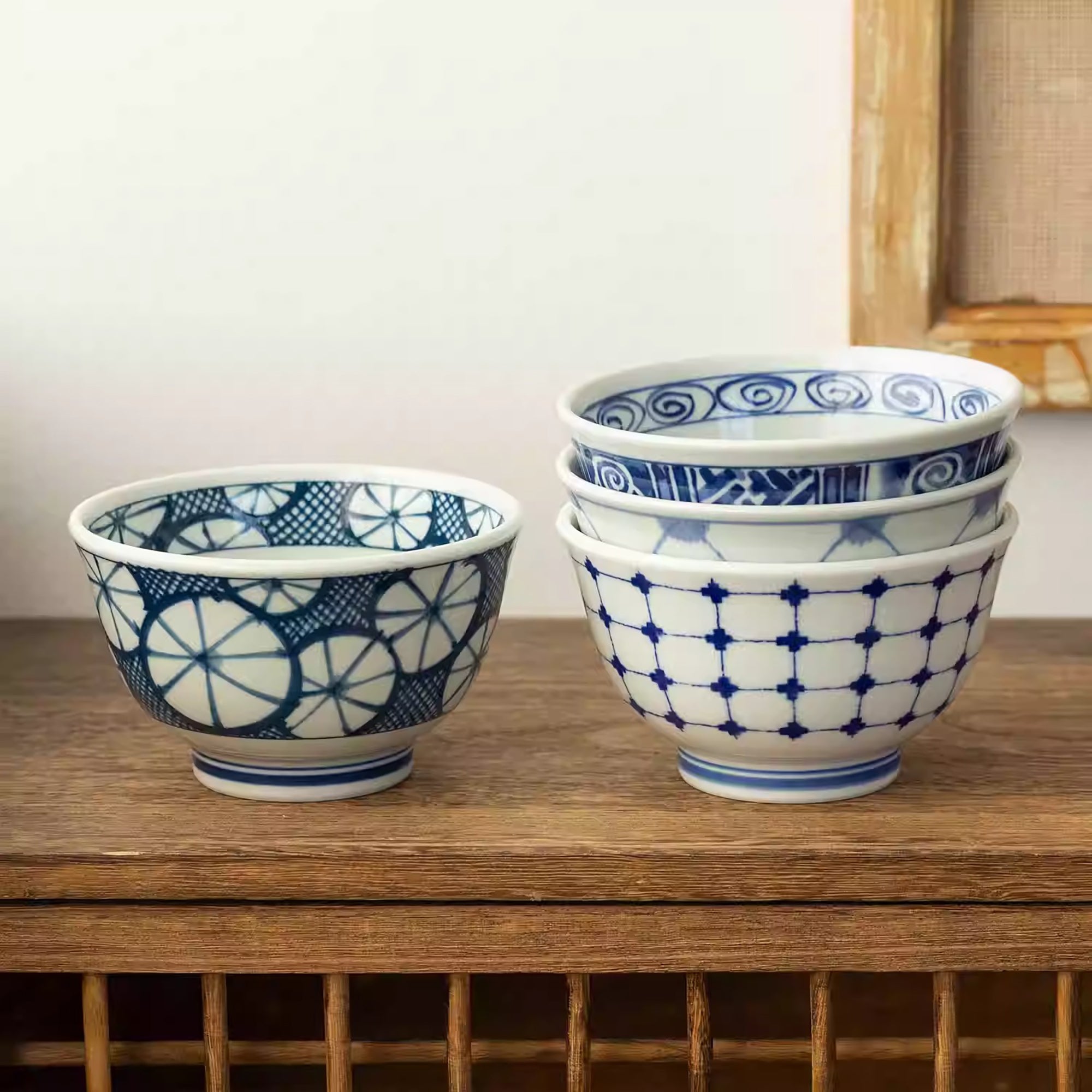 Bol Minoyaki bleu et blanc motif quadrillage