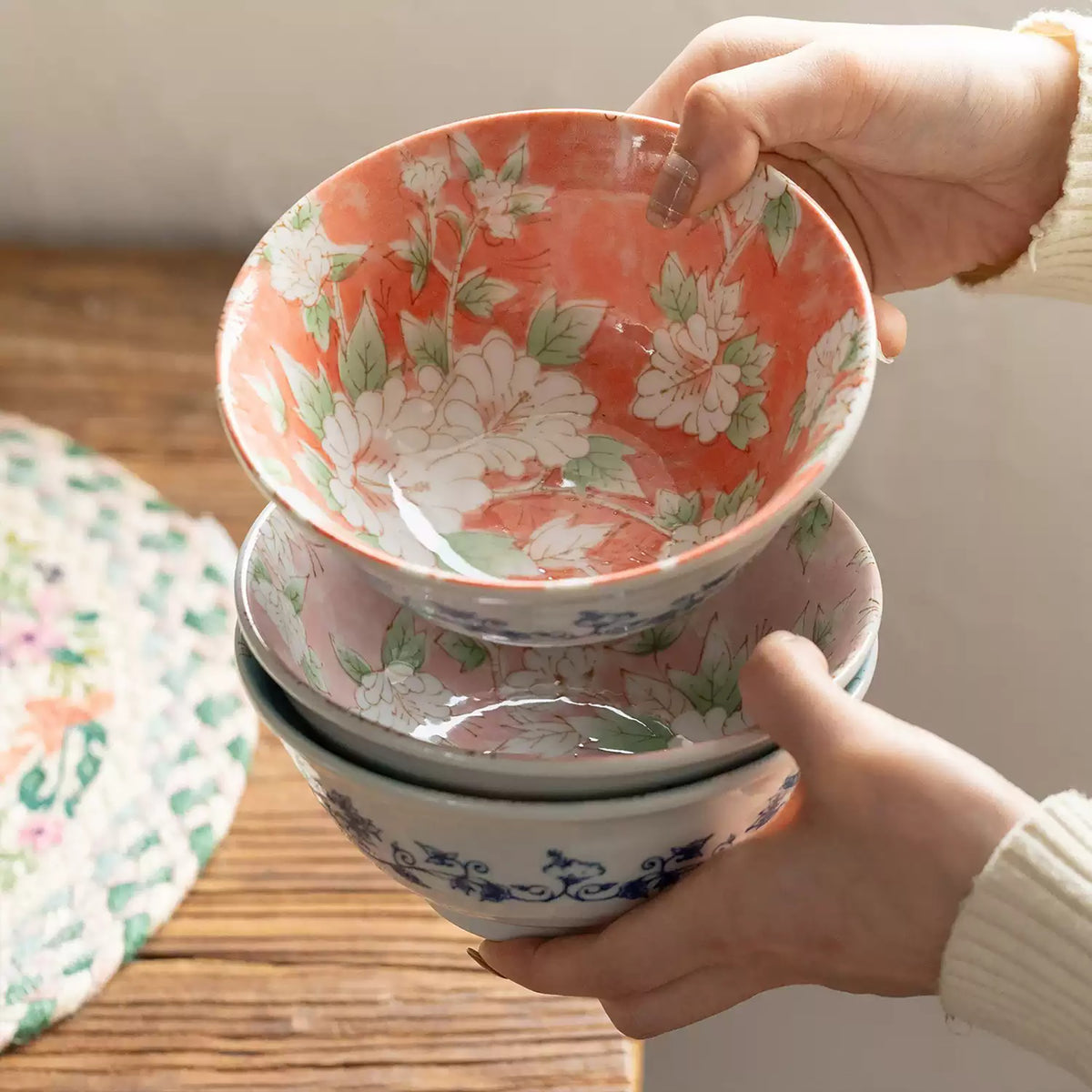 Bol Mino-yaki à motifs de fleurs d&
