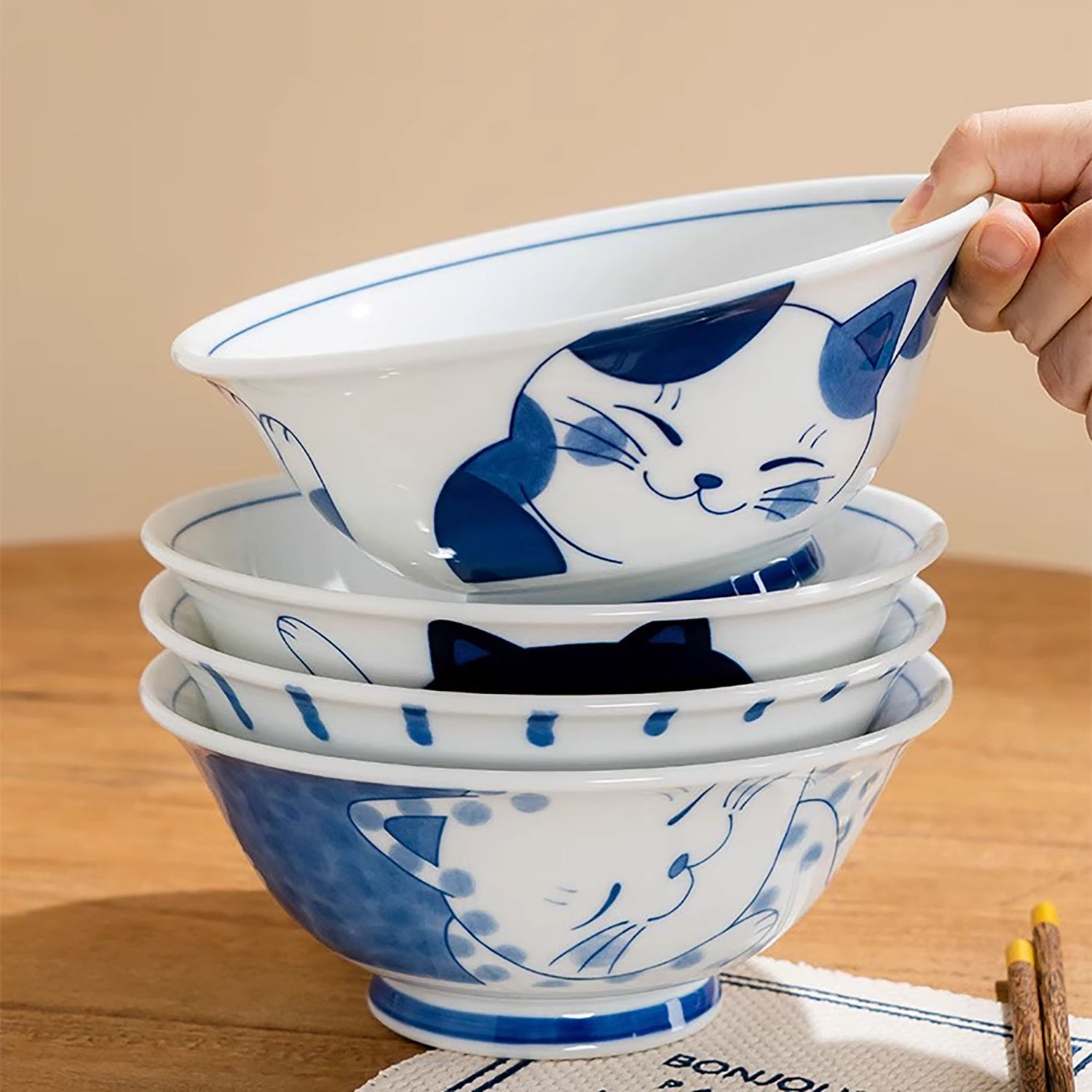 Bols ramen avec chat design