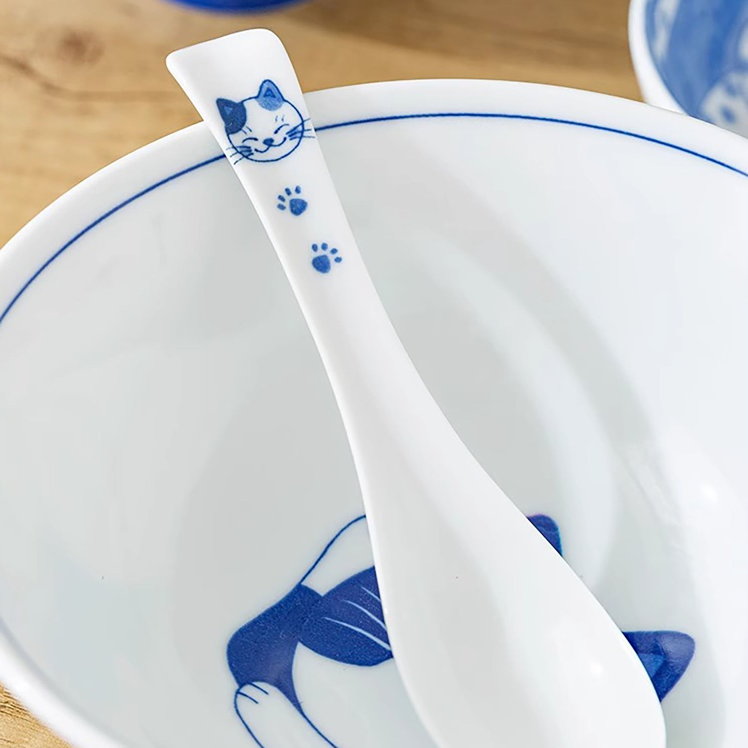 Bols ramen avec chat design