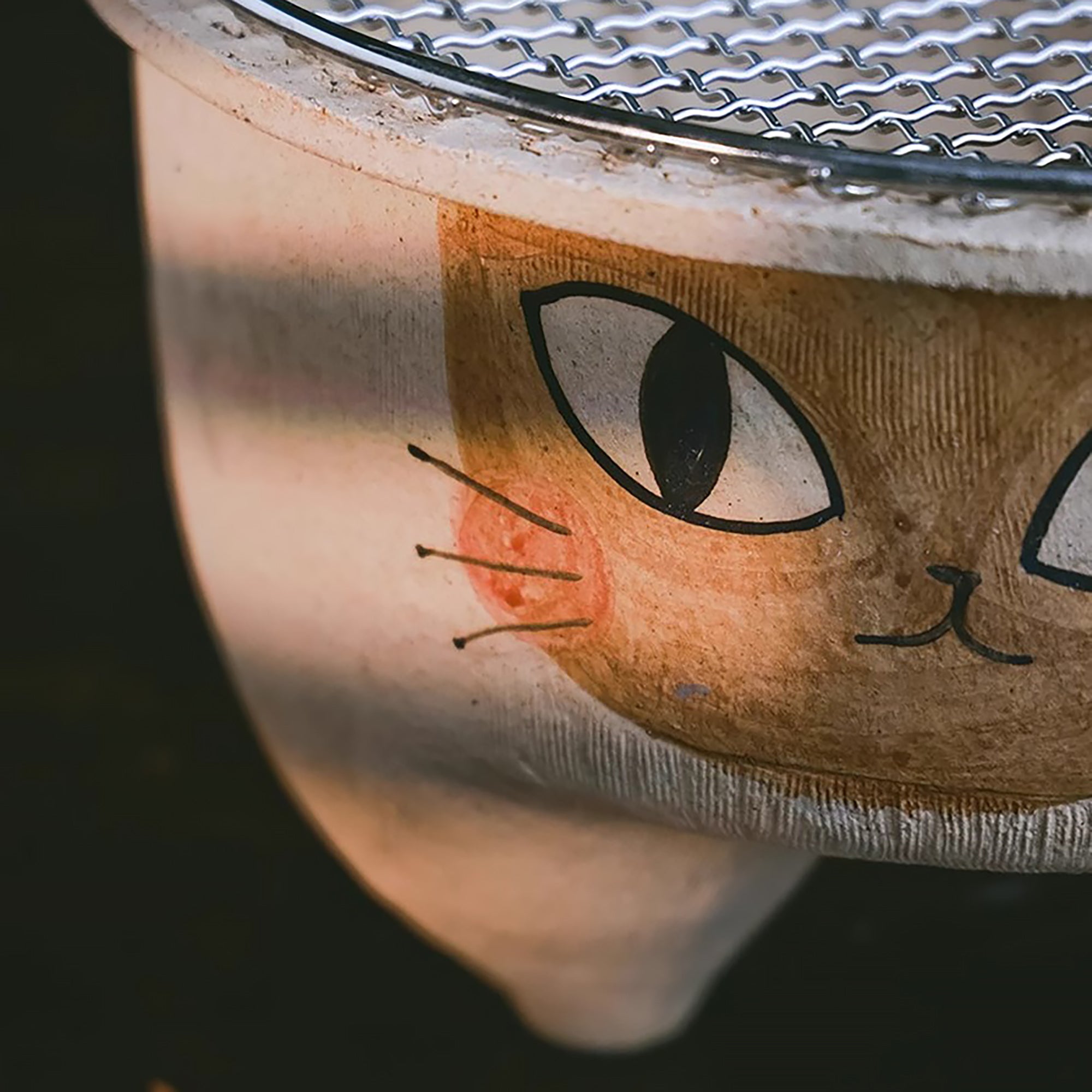 Réchaud de thé en grès brut de Jingdezhen avec motif chat à trois pattes