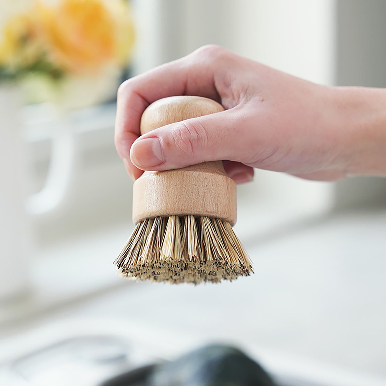Brosse à casserole en fibres naturelles Shimoyama avec support