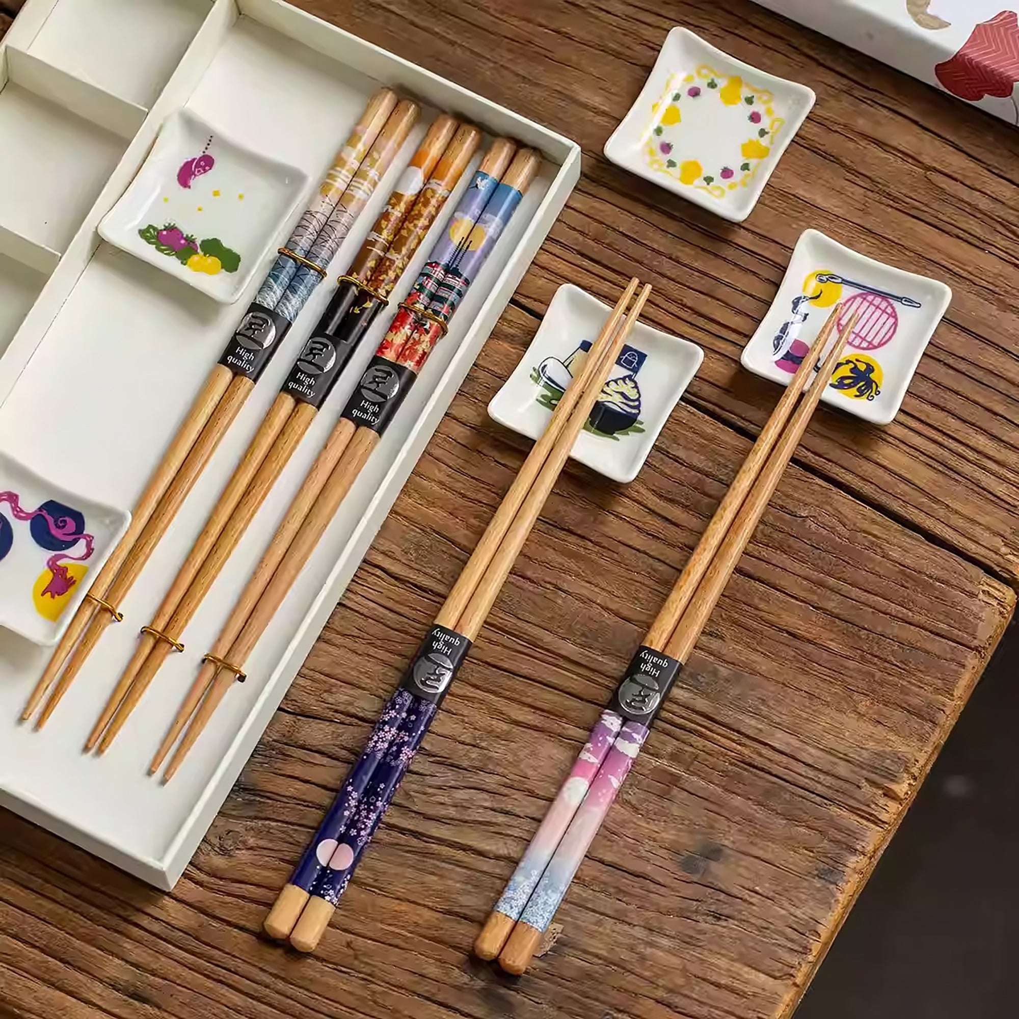 Ensemble de baguettes Tanaka en bois naturel