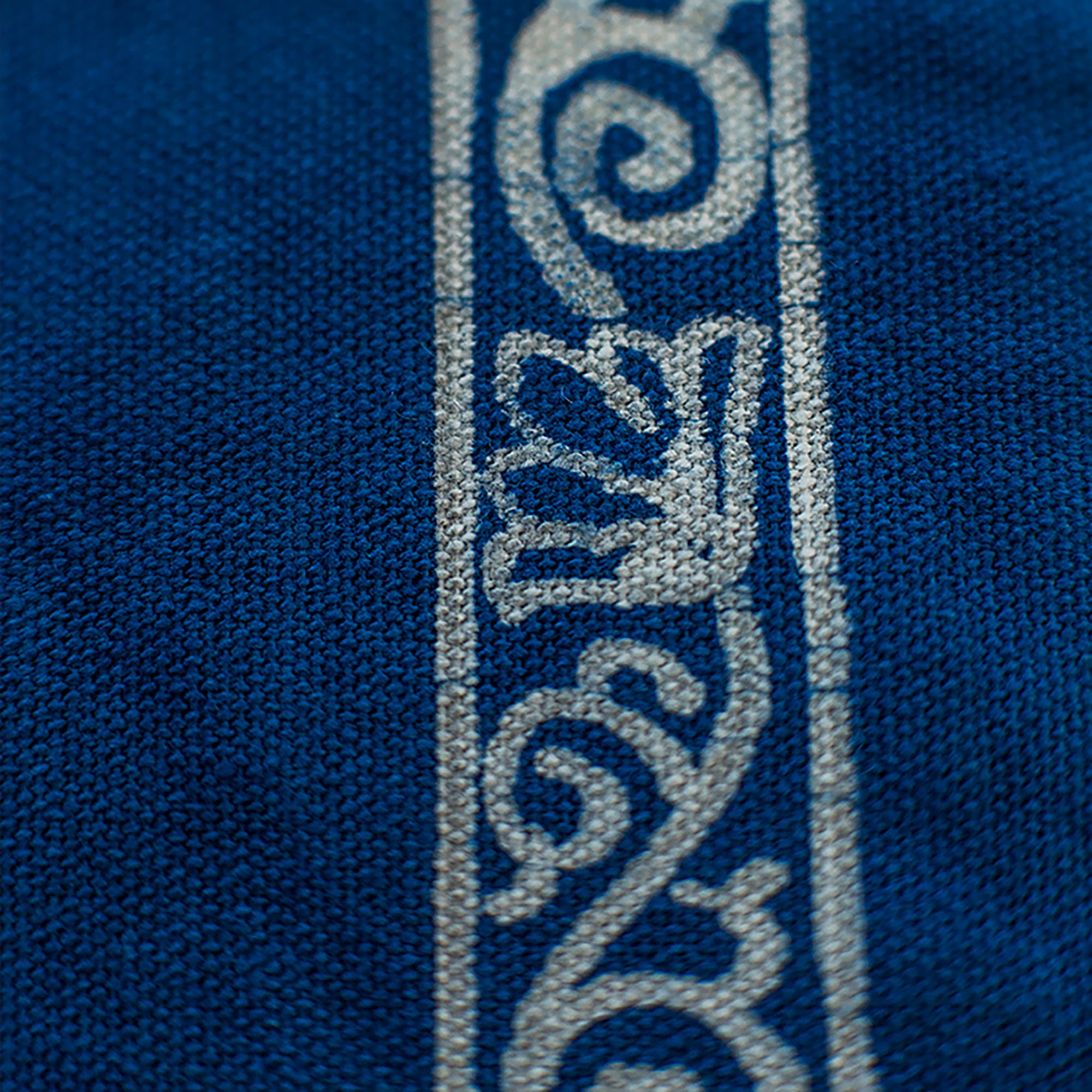 Chemin de table batik traditionnel Yi