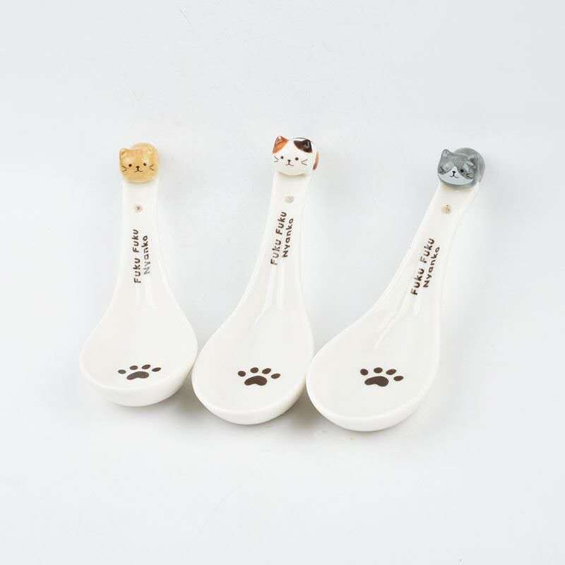 Porcelain Kitten Spoon with Embossed Handle