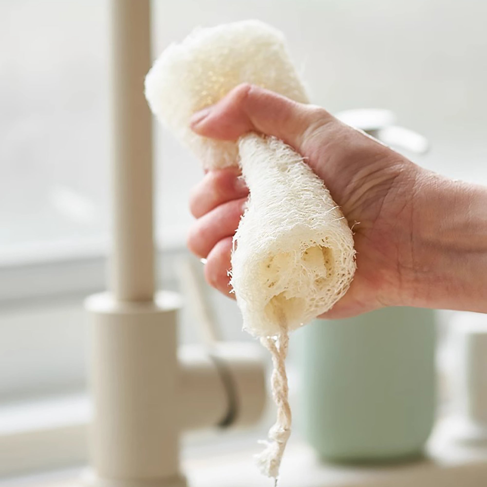 Brosse de nettoyage en loofah naturel