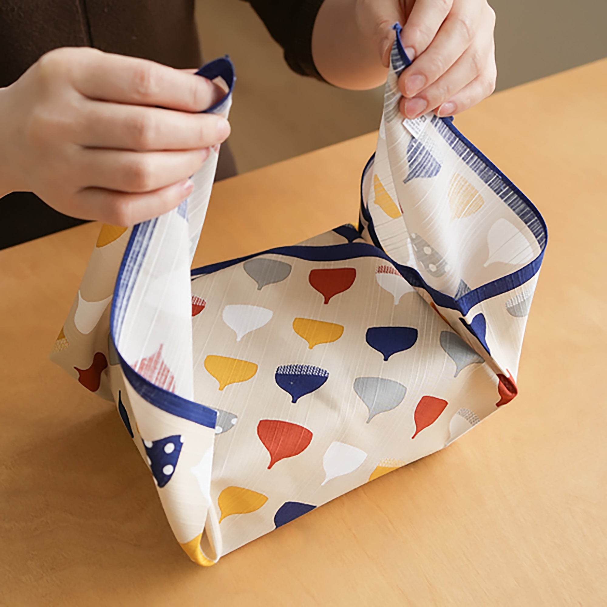 Furoshiki japonais en coton avec Motifs traditionnels Hamamonyo