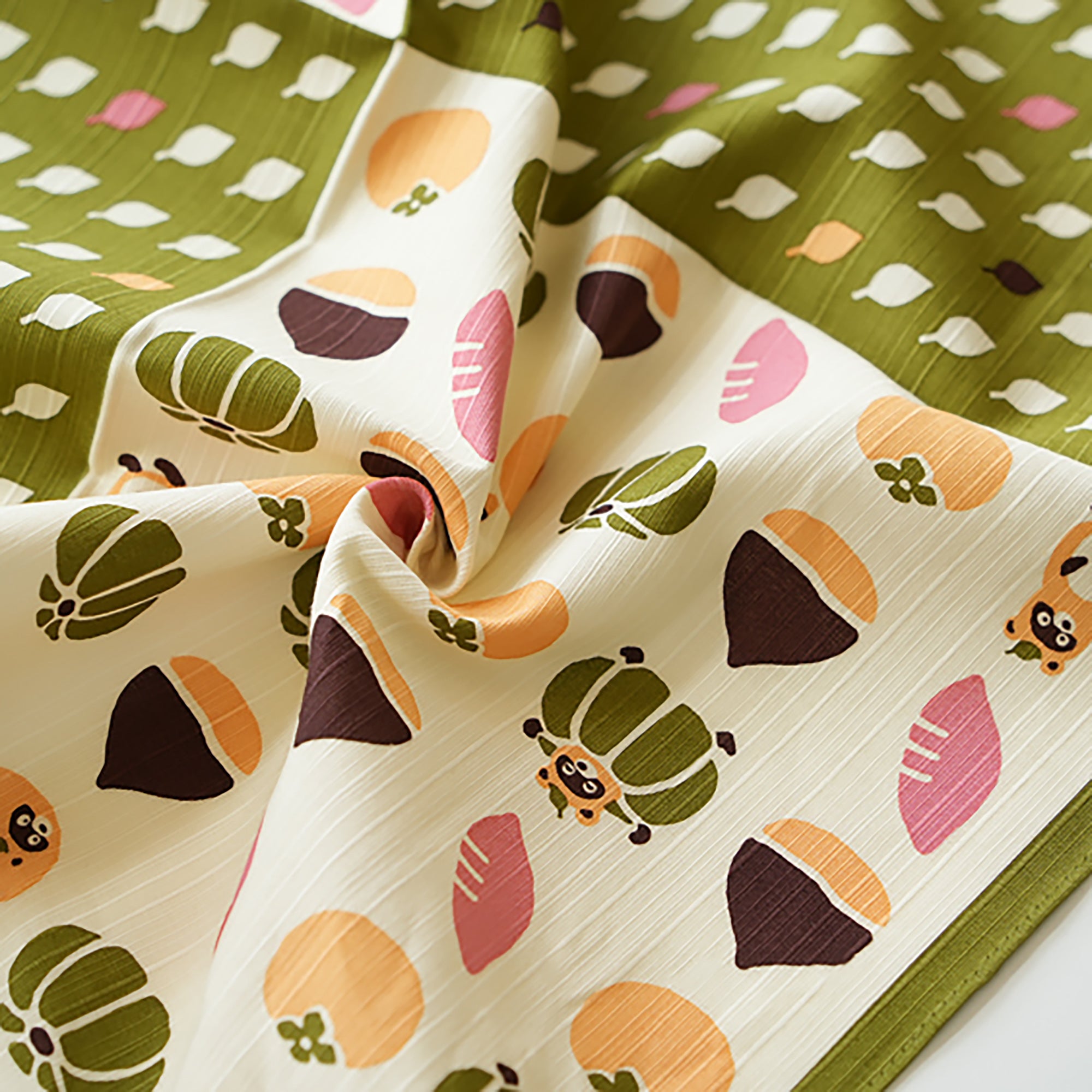 Furoshiki japonais en coton avec Motifs traditionnels Hamamonyo