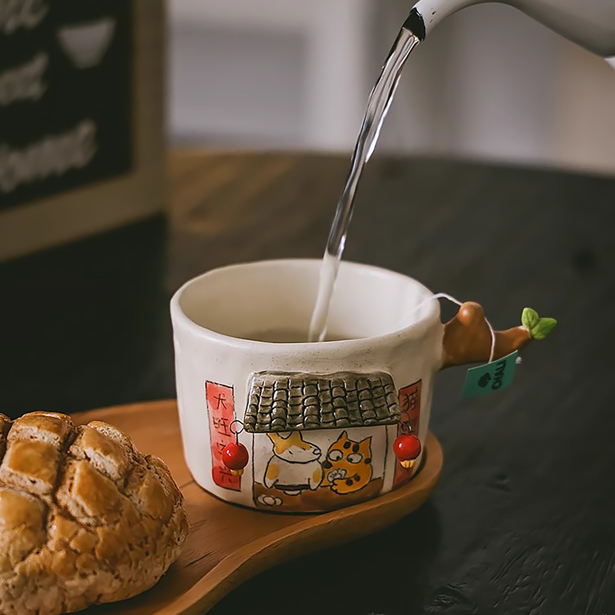 Tasse à café artisanale en céramique avec Anse en forme de branche