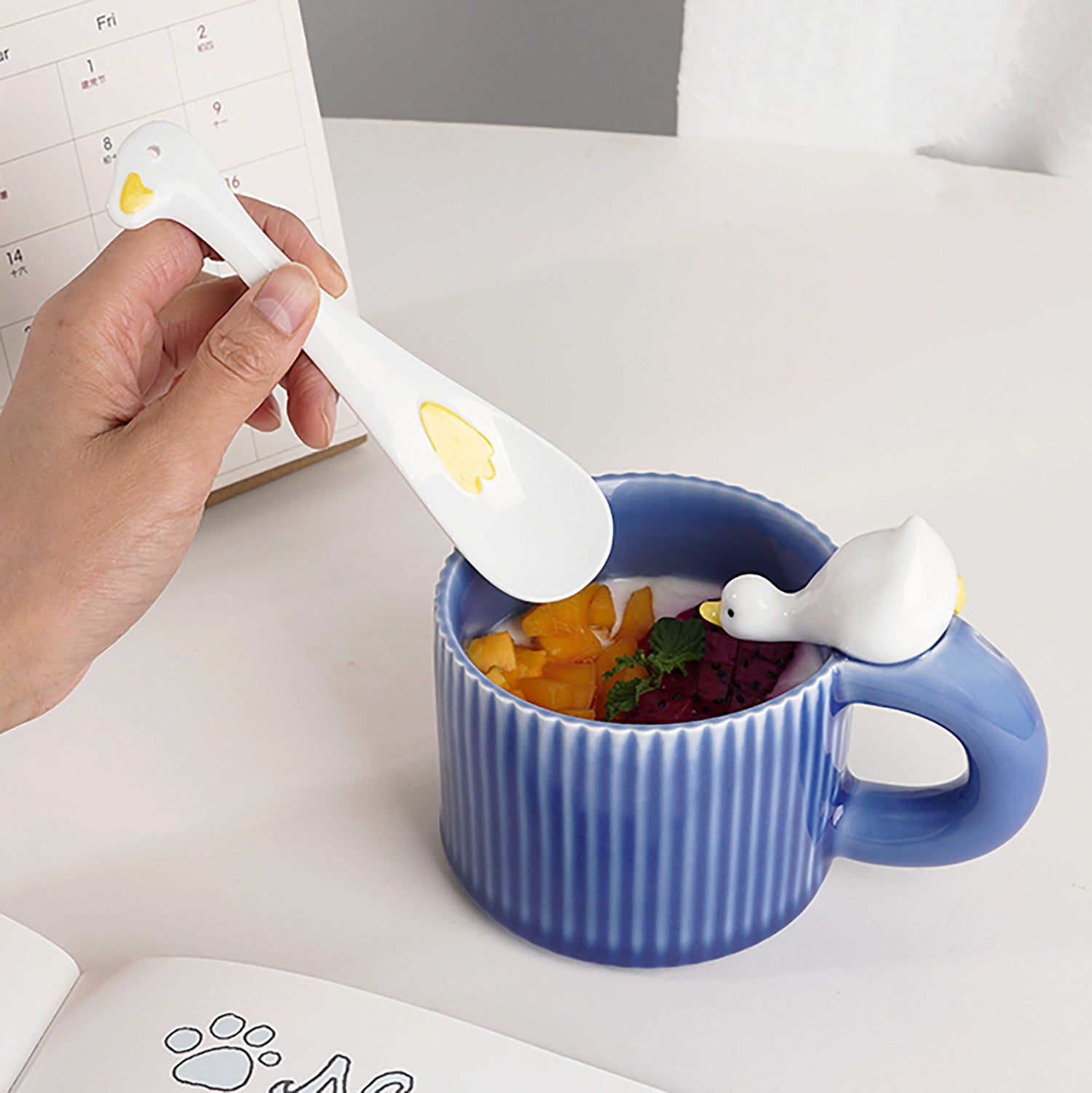 MUG-CANARD-PORCELAINE
