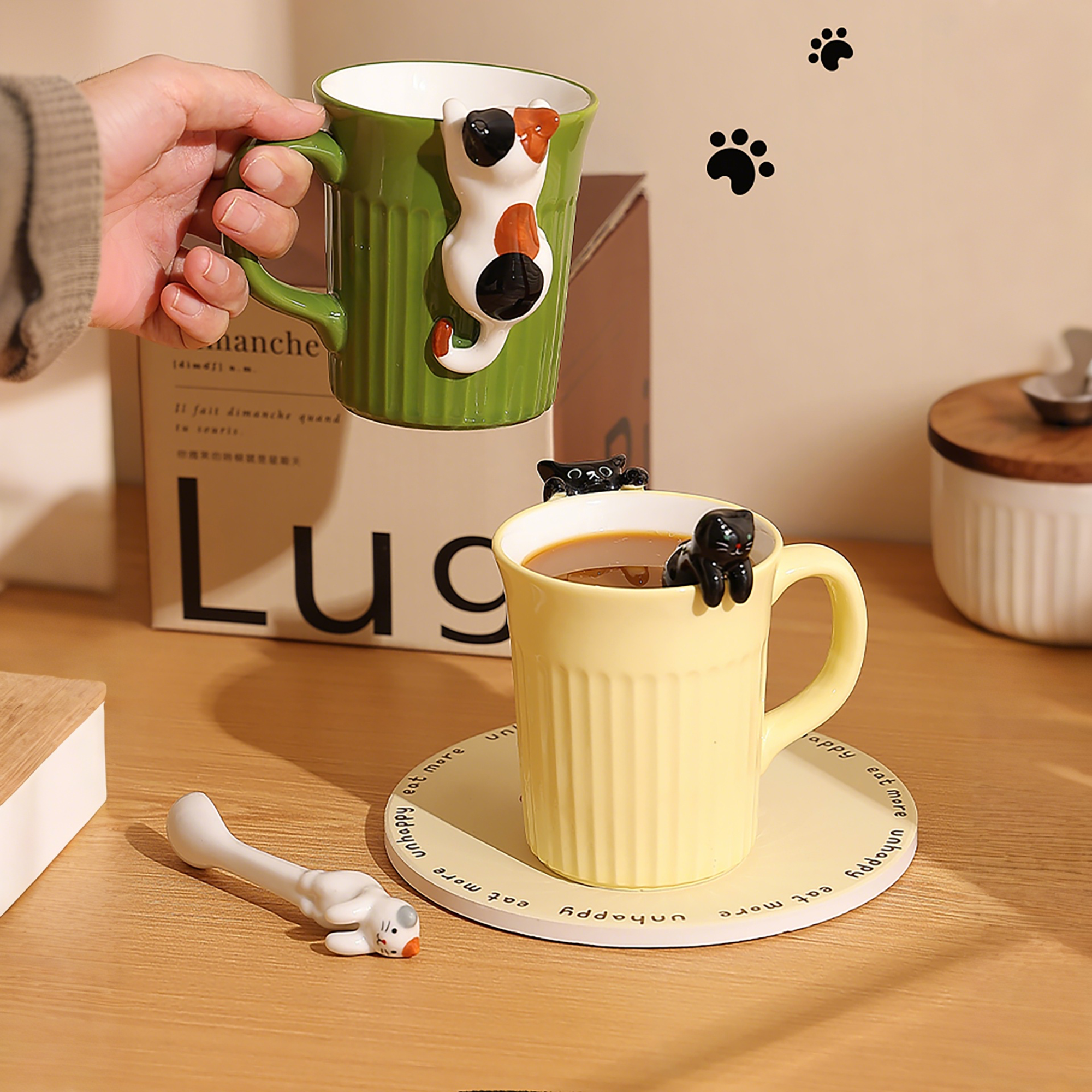 Mug en céramique avec mignon chat en relief