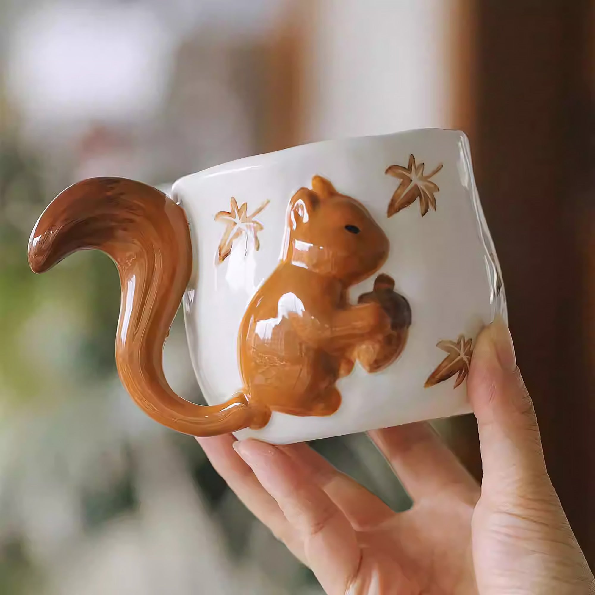 Tasse en céramique écureuil avec soucoupe gland