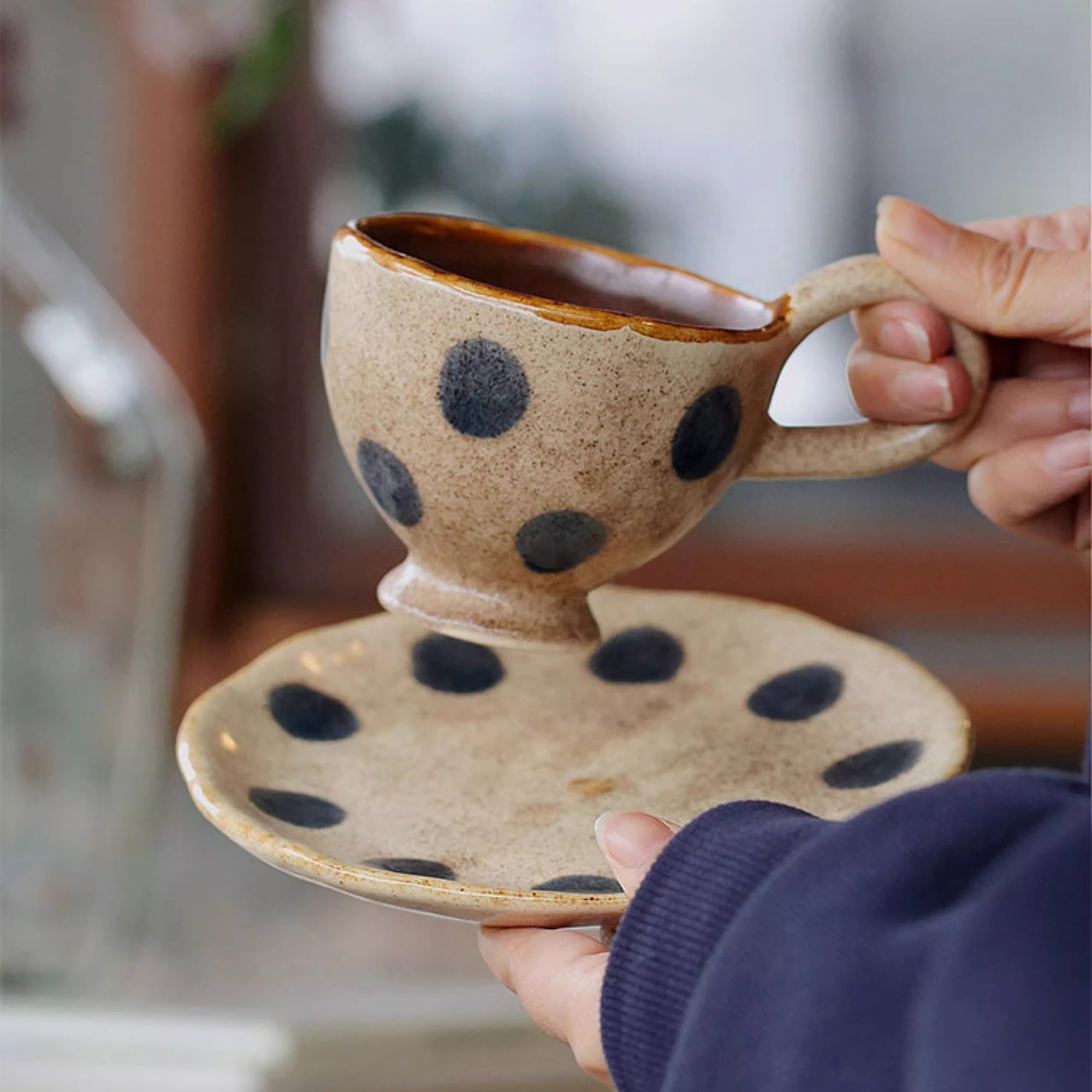 Mug en céramique fait main style vintage à pois