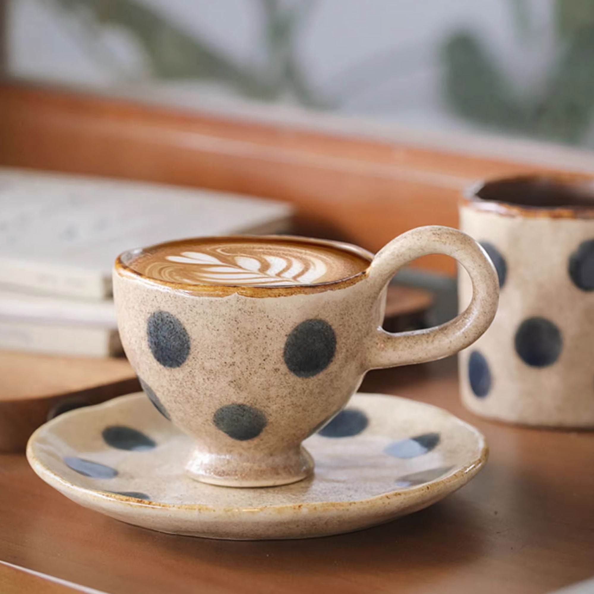 Mug en céramique fait main style vintage à pois