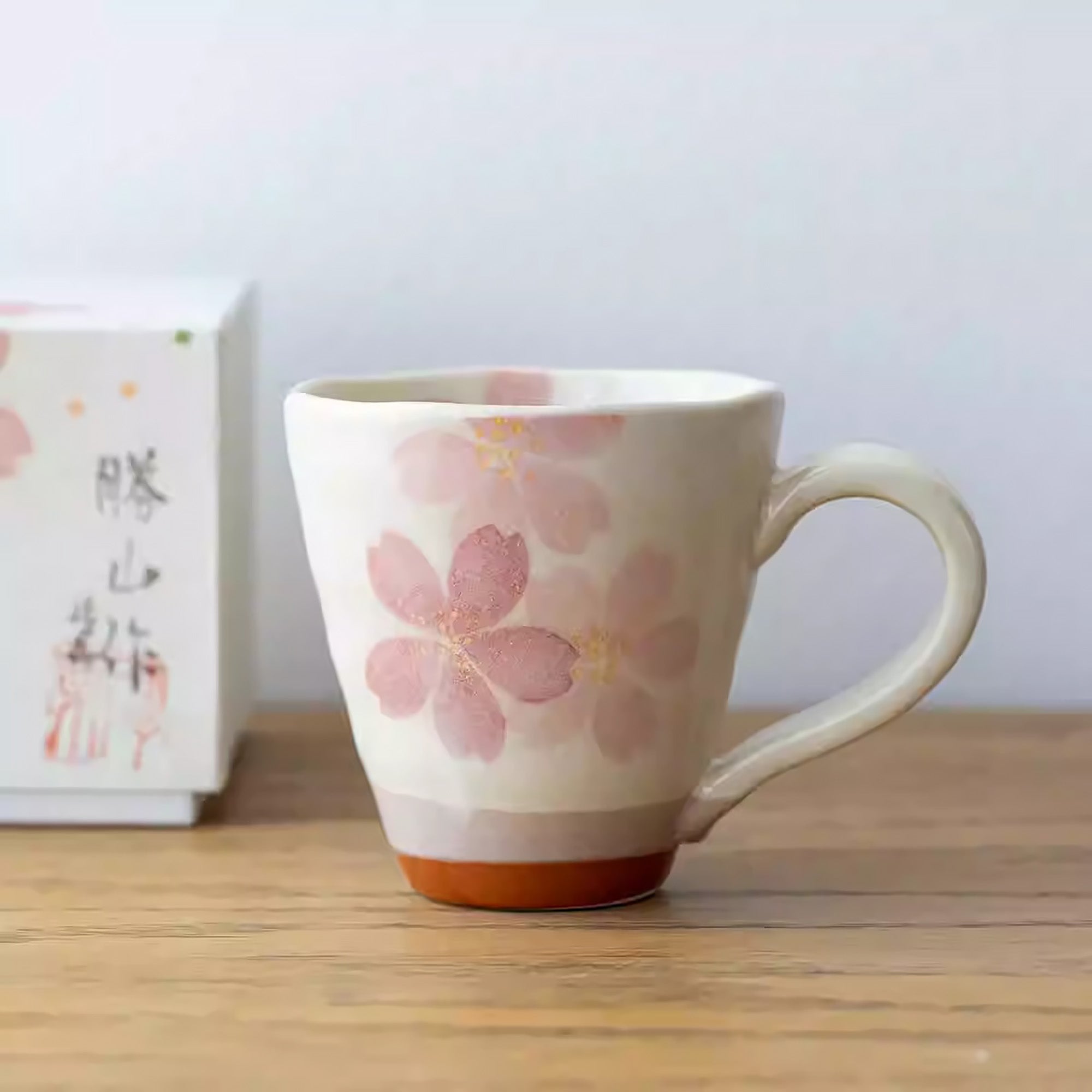 Mug en céramique Minoyaki avec fleurs de cerisier