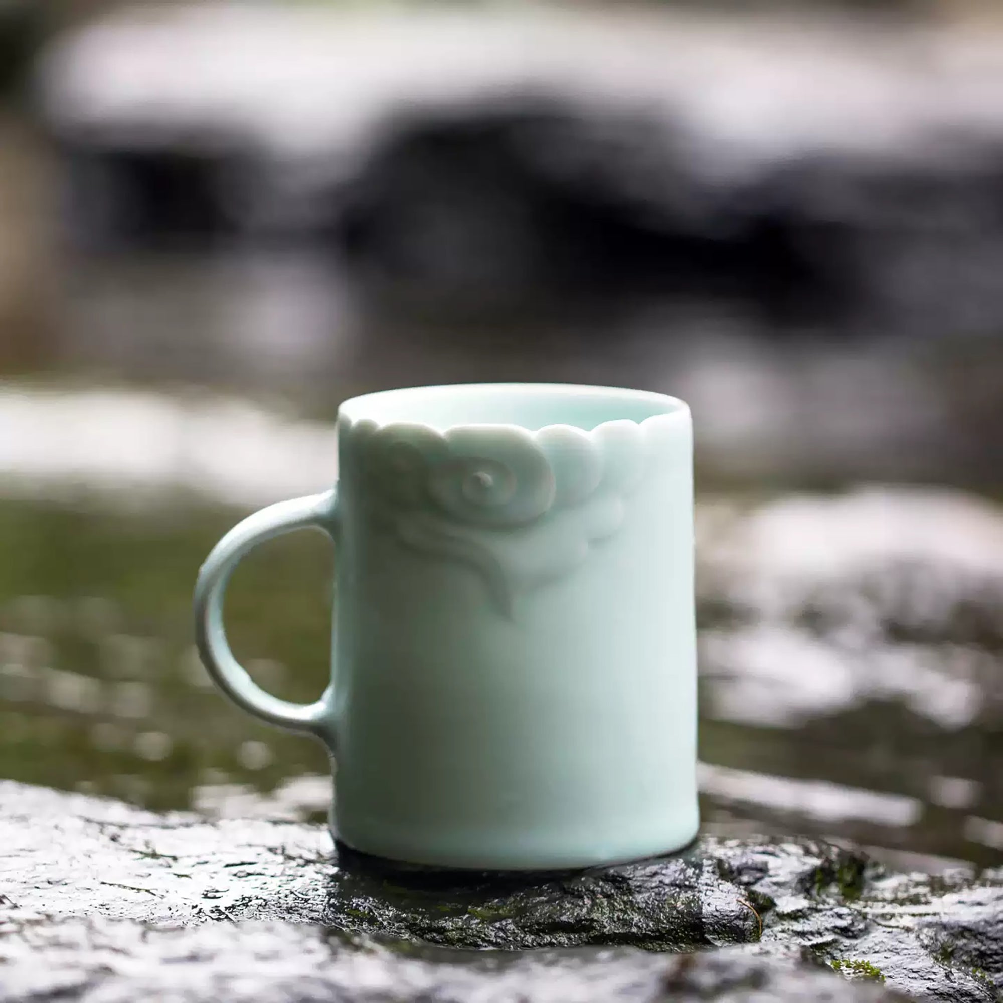 Mug en porcelaine style translucide avec motif nuage poétique