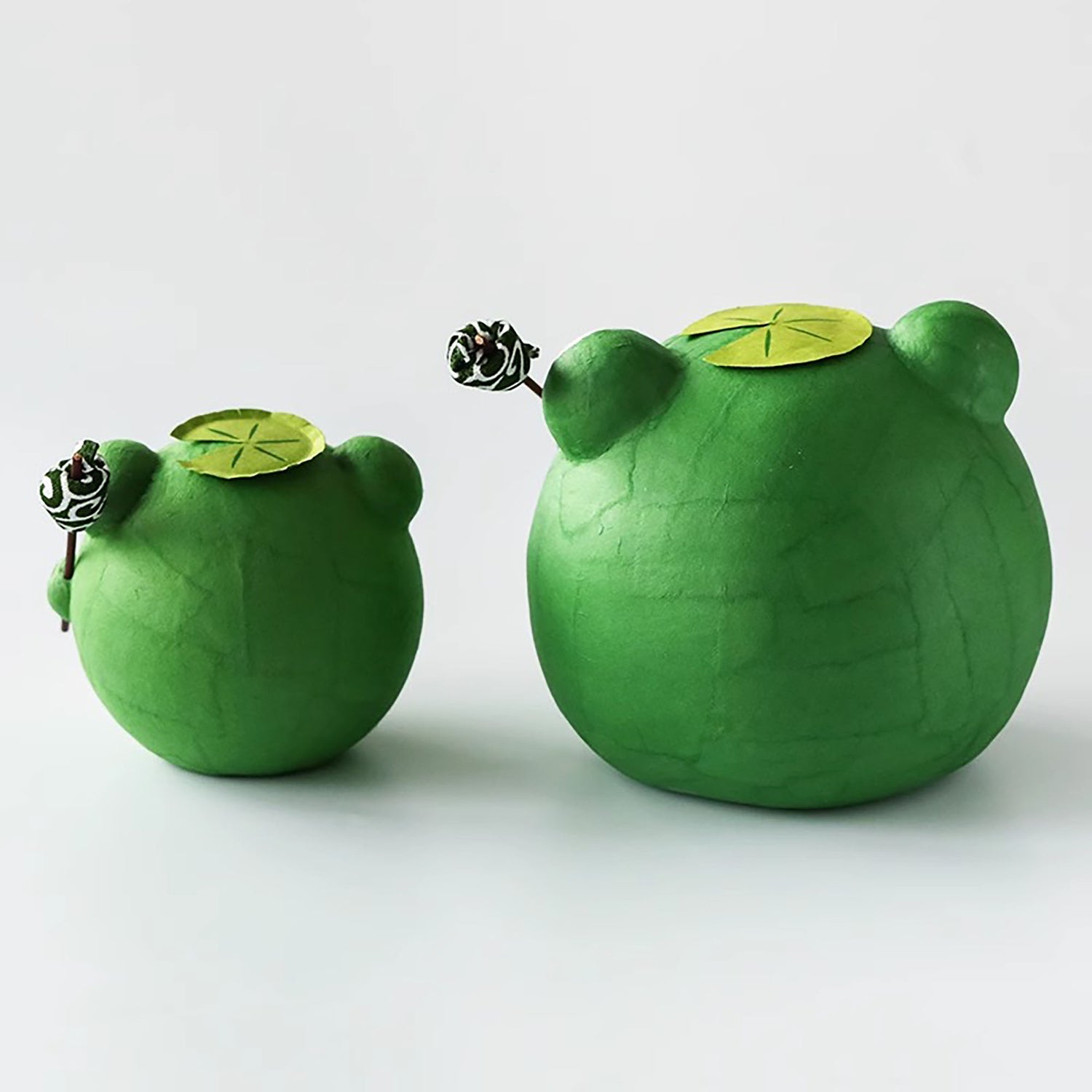 Figurine grenouille en papier washi