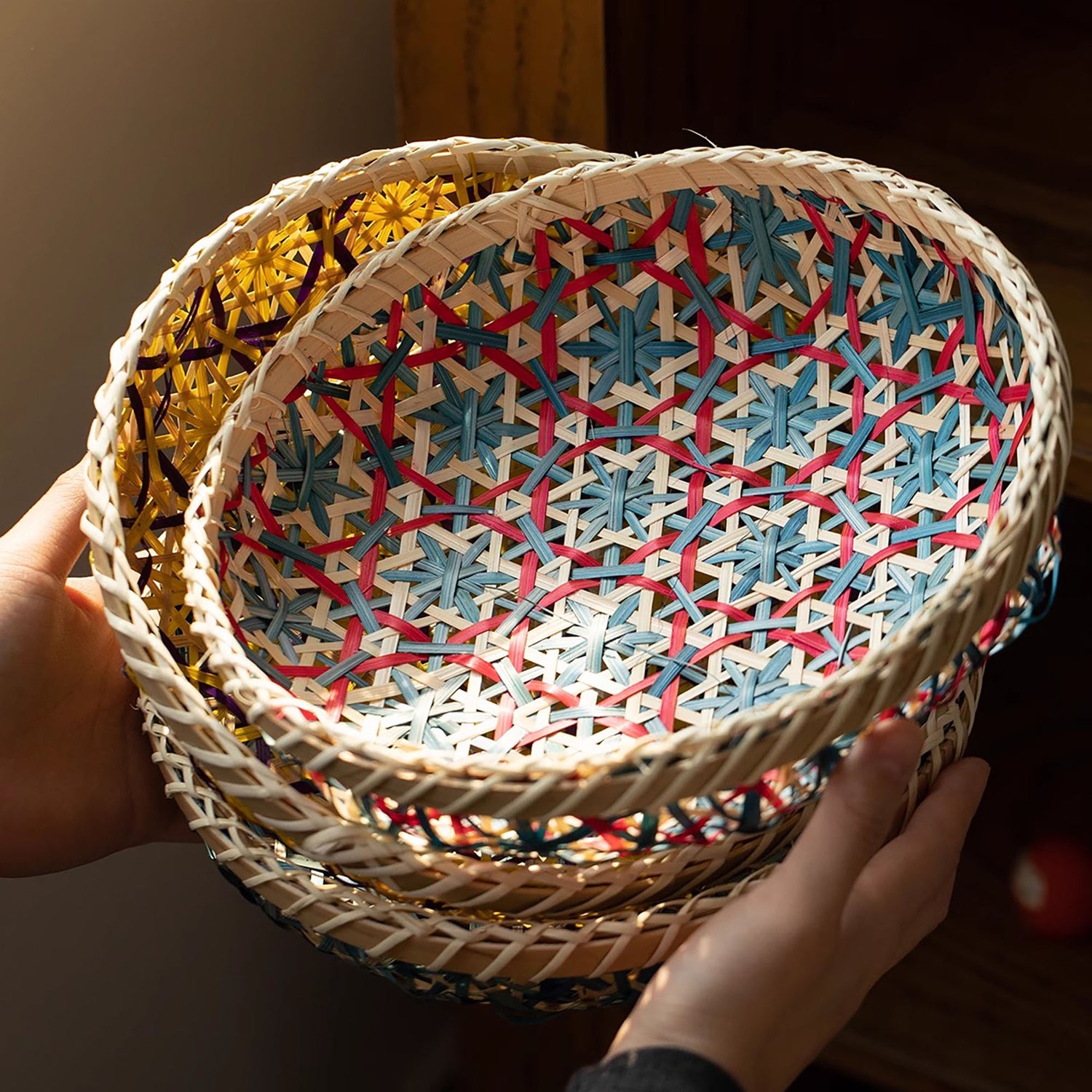 Panier rond en rotin fait main