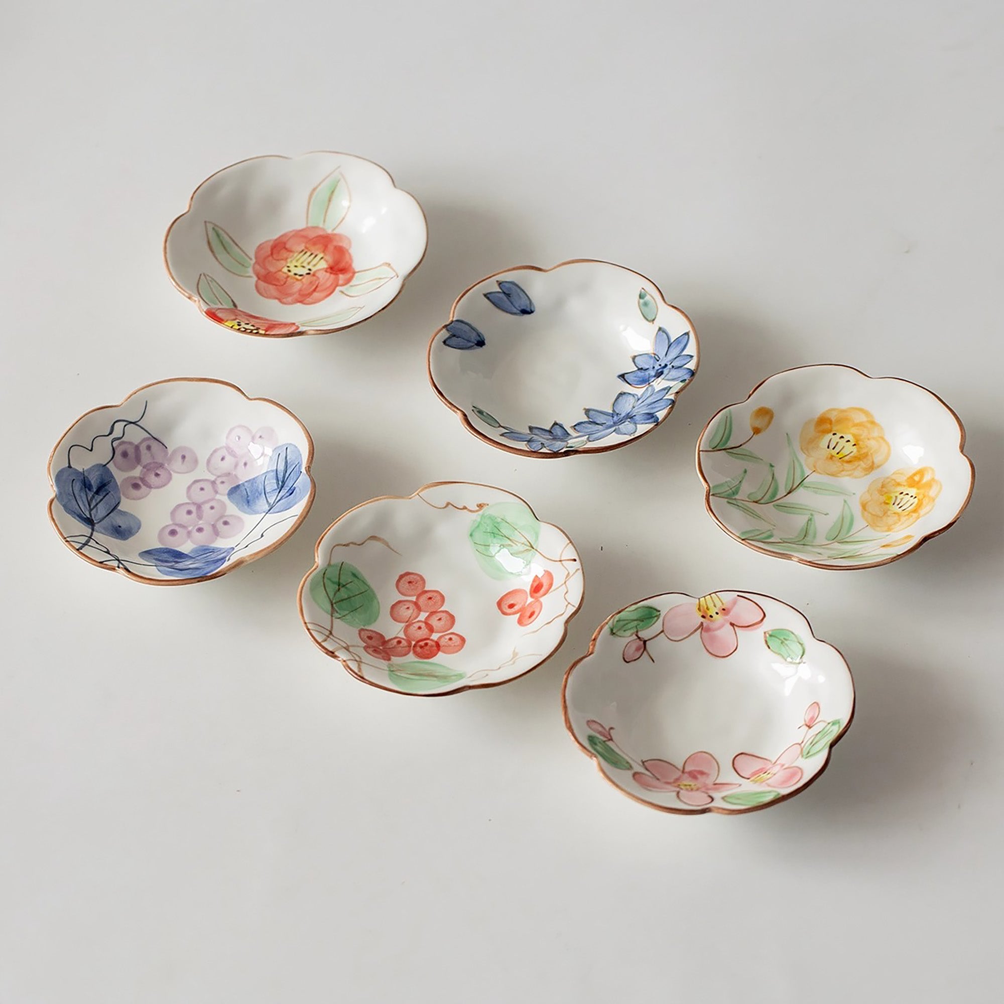 Petite assiette en céramique Minoyaki en forme fleur