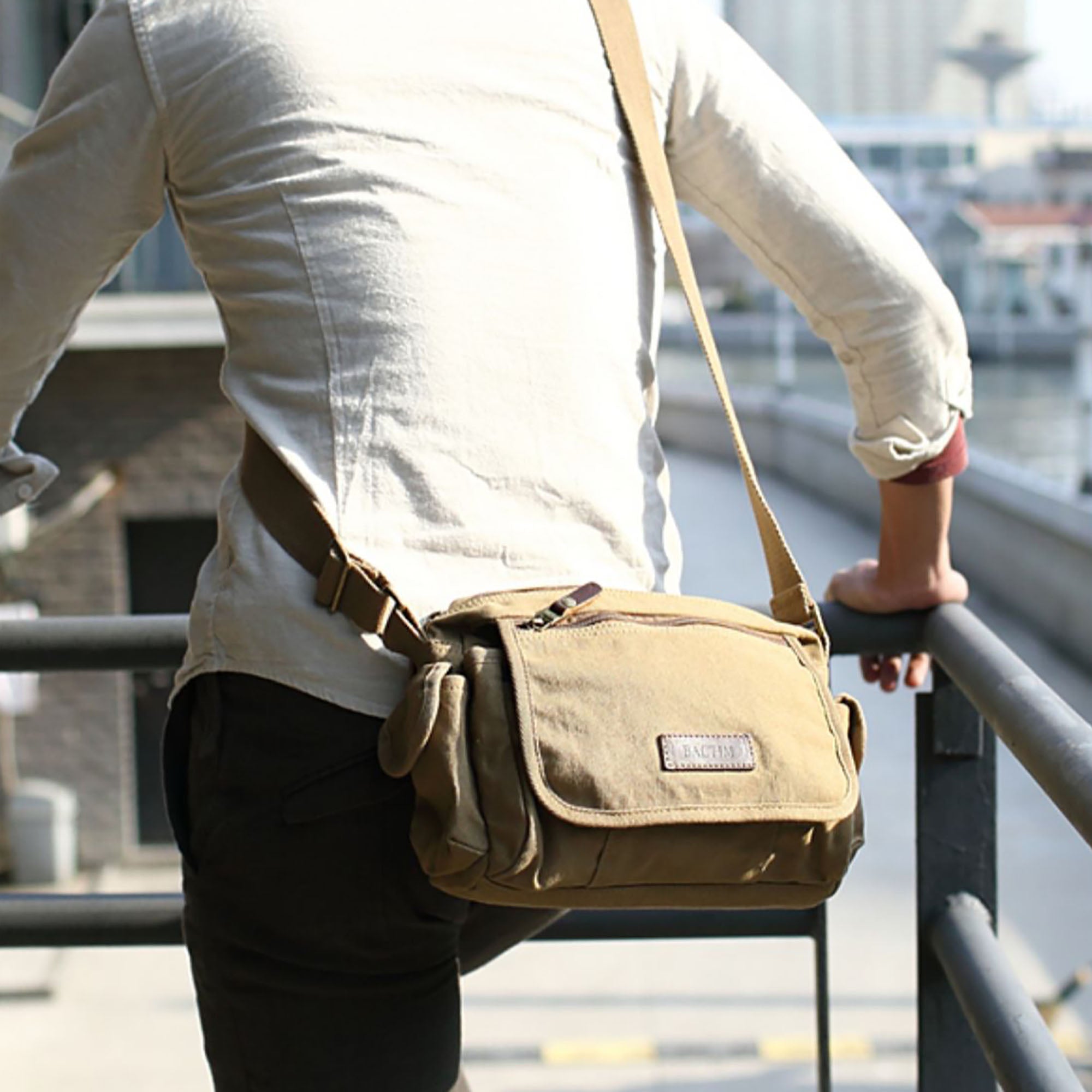 SAC HOMME avec bandoulière