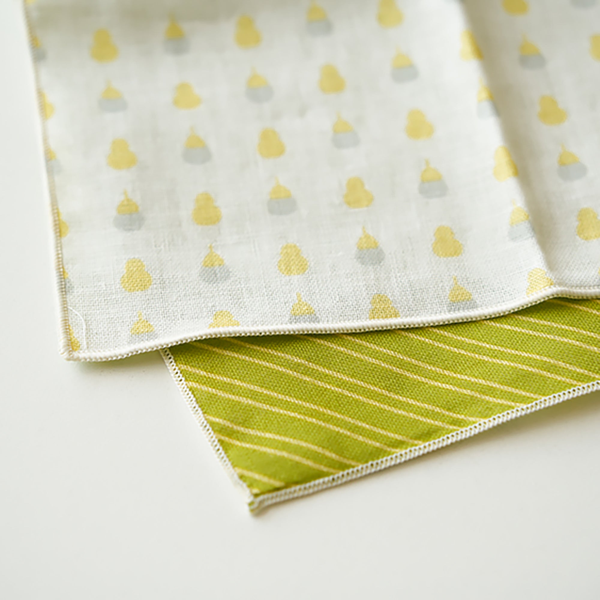 Serviette en coton brodé Hamamonyo