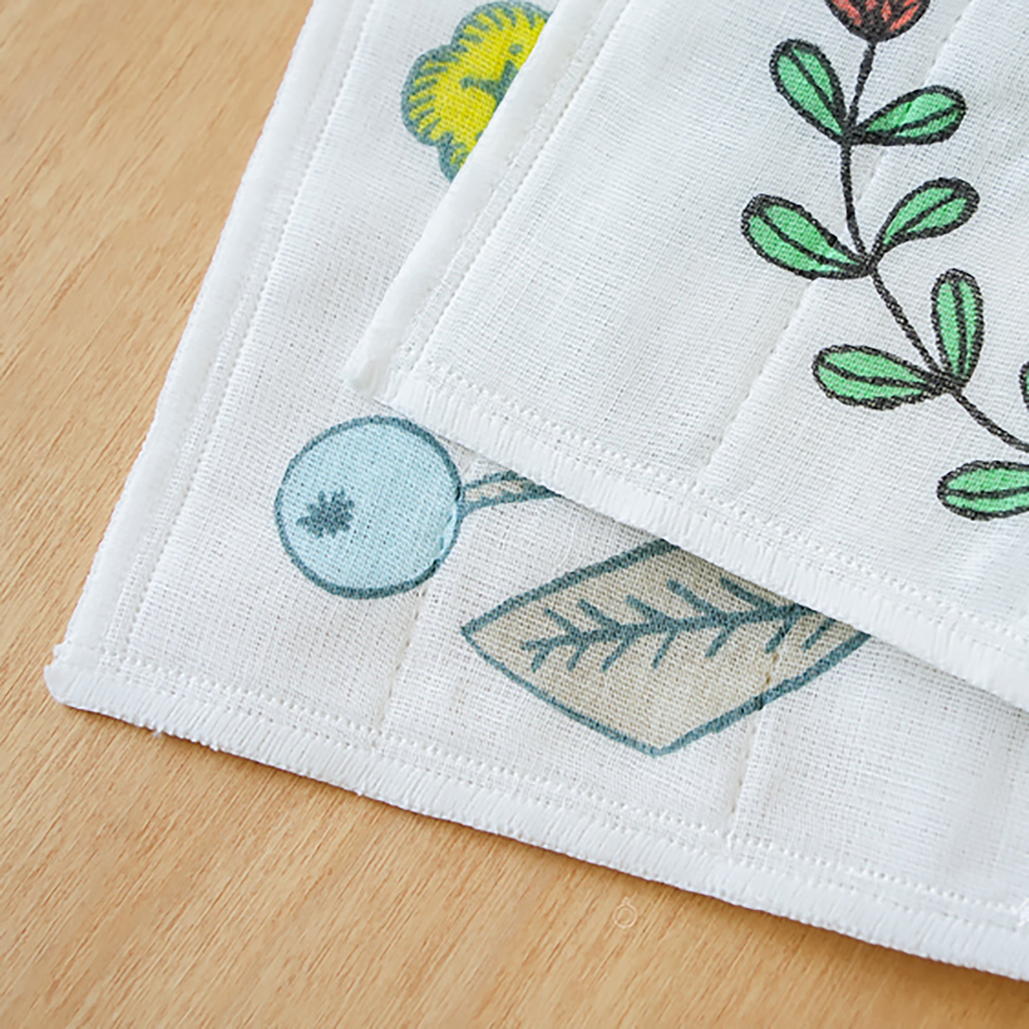 Serviette en coton illustré par Miyuki Matsuo