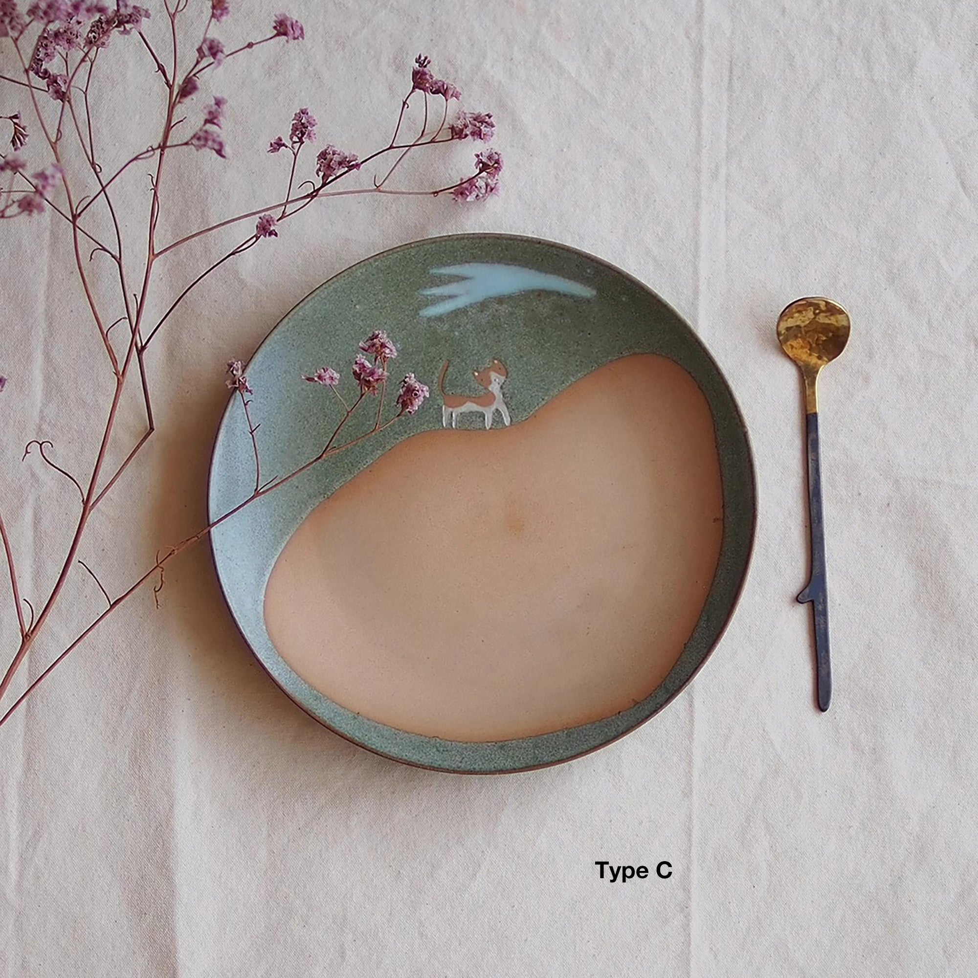 Assiette en Céramique avec motif "Chat en Montagne"