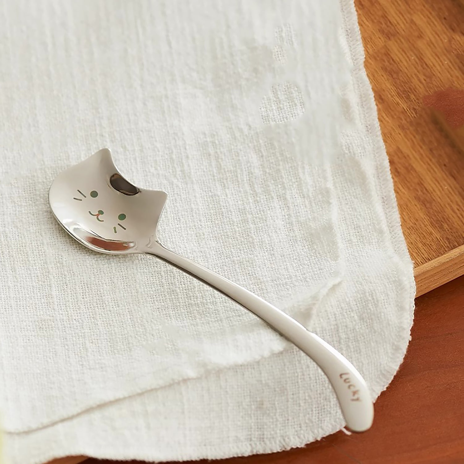 Cuillère en acier inoxydable avec gravure de chat mignon