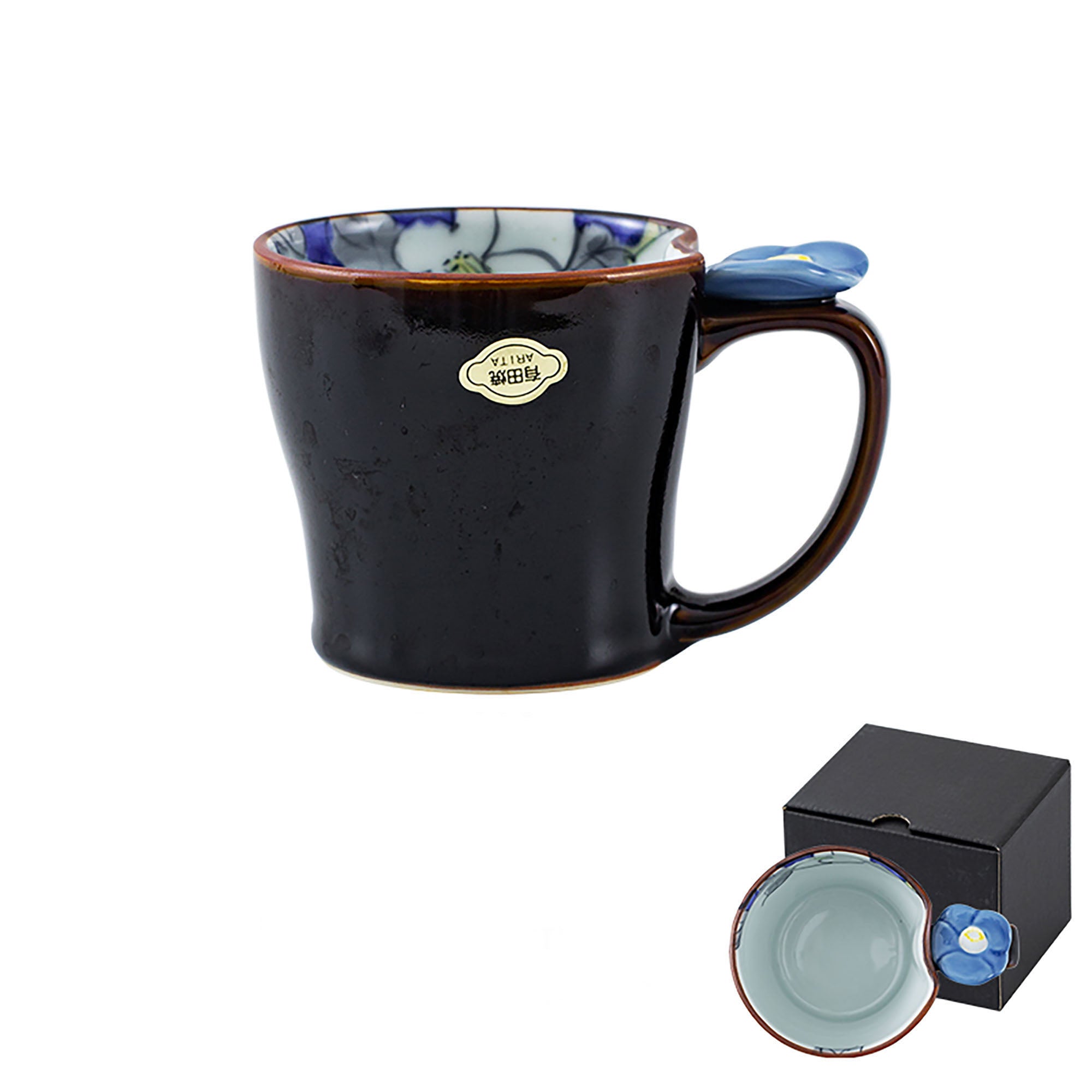 Arita-yaki mug with flower design
