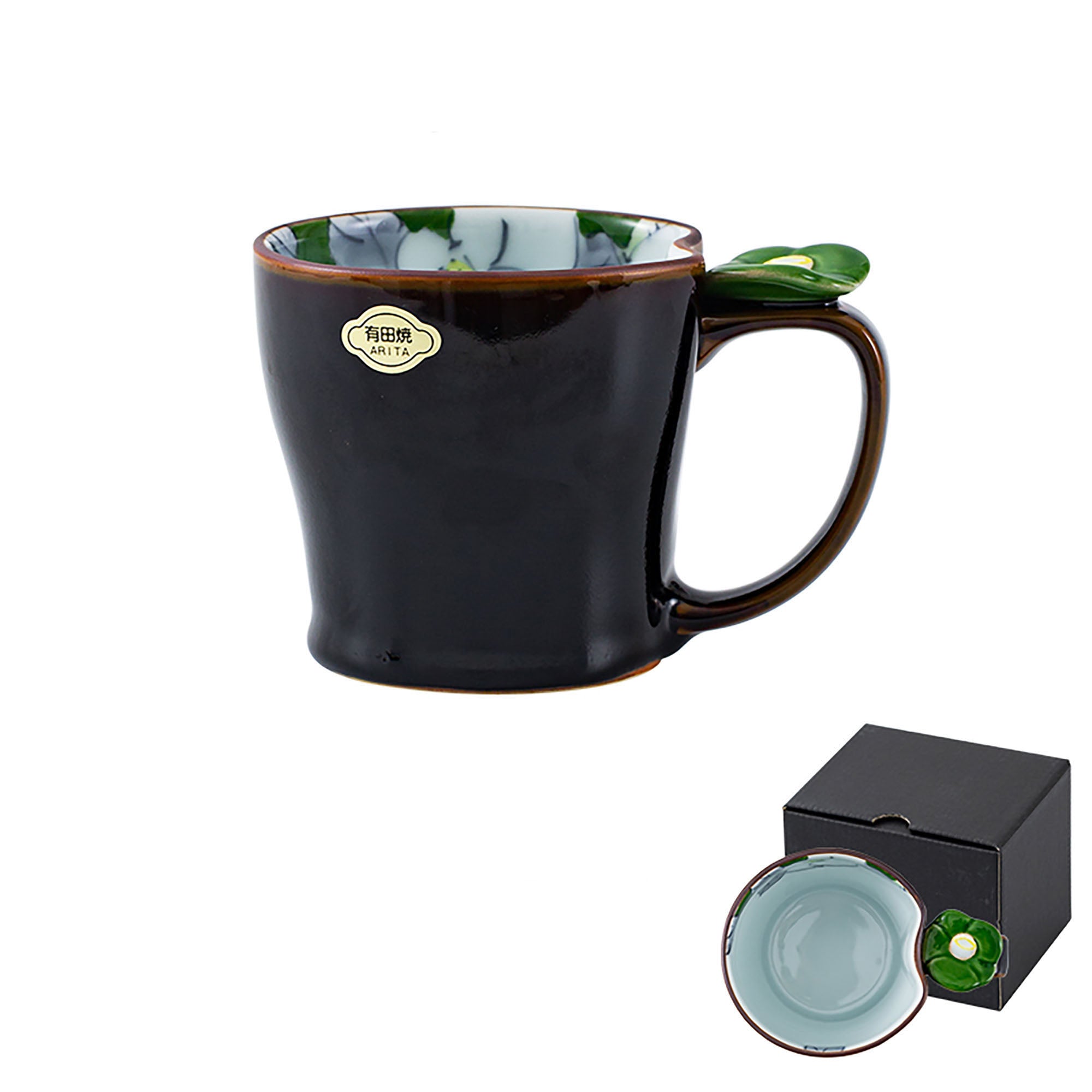 Arita-yaki mug with flower design