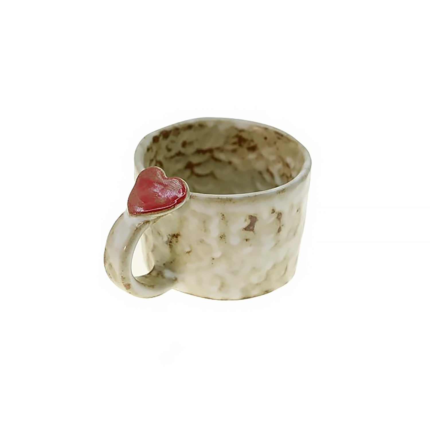 Tasse à café en céramique faite main avec cœur en relief