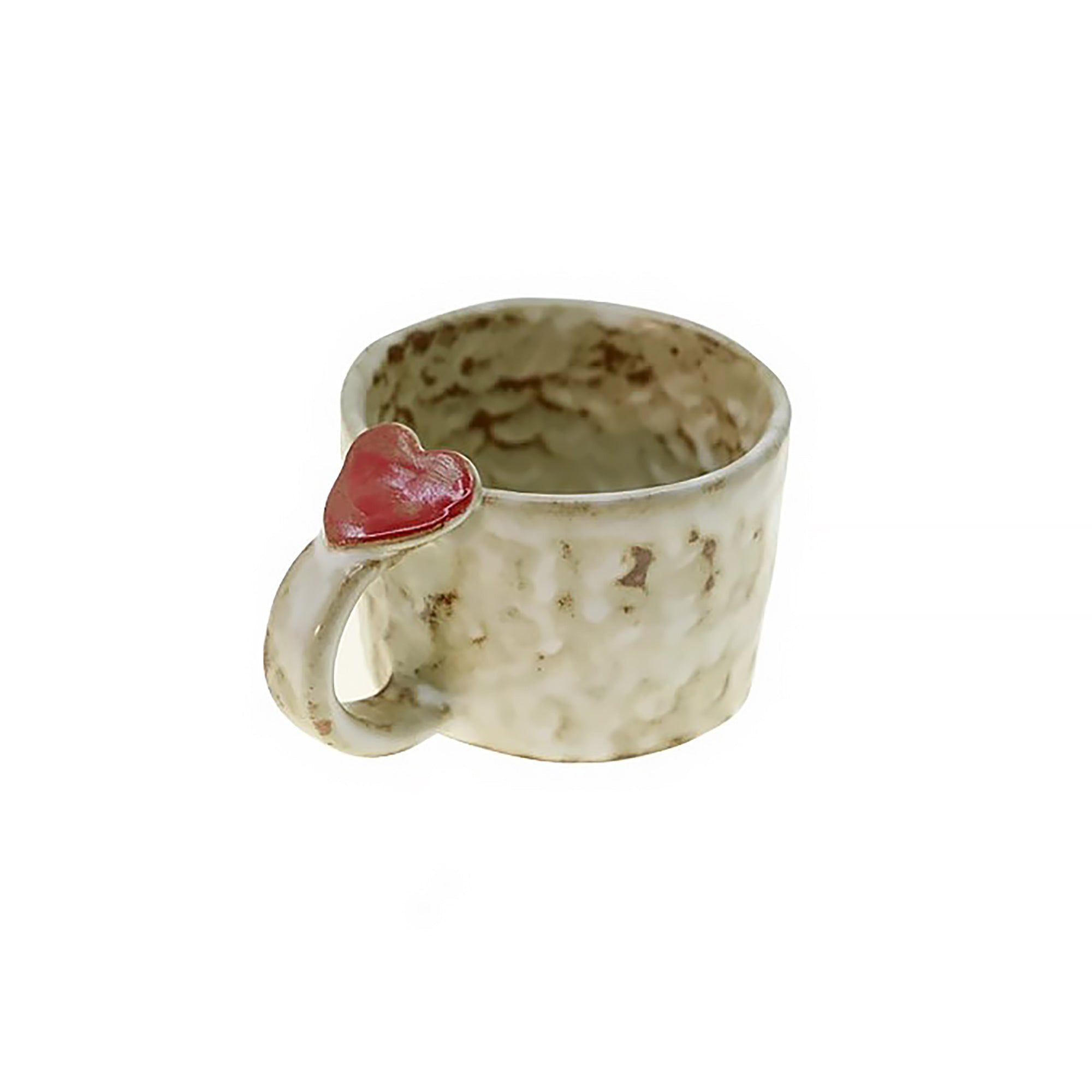 Tasse à café en céramique faite main avec cœur en relief