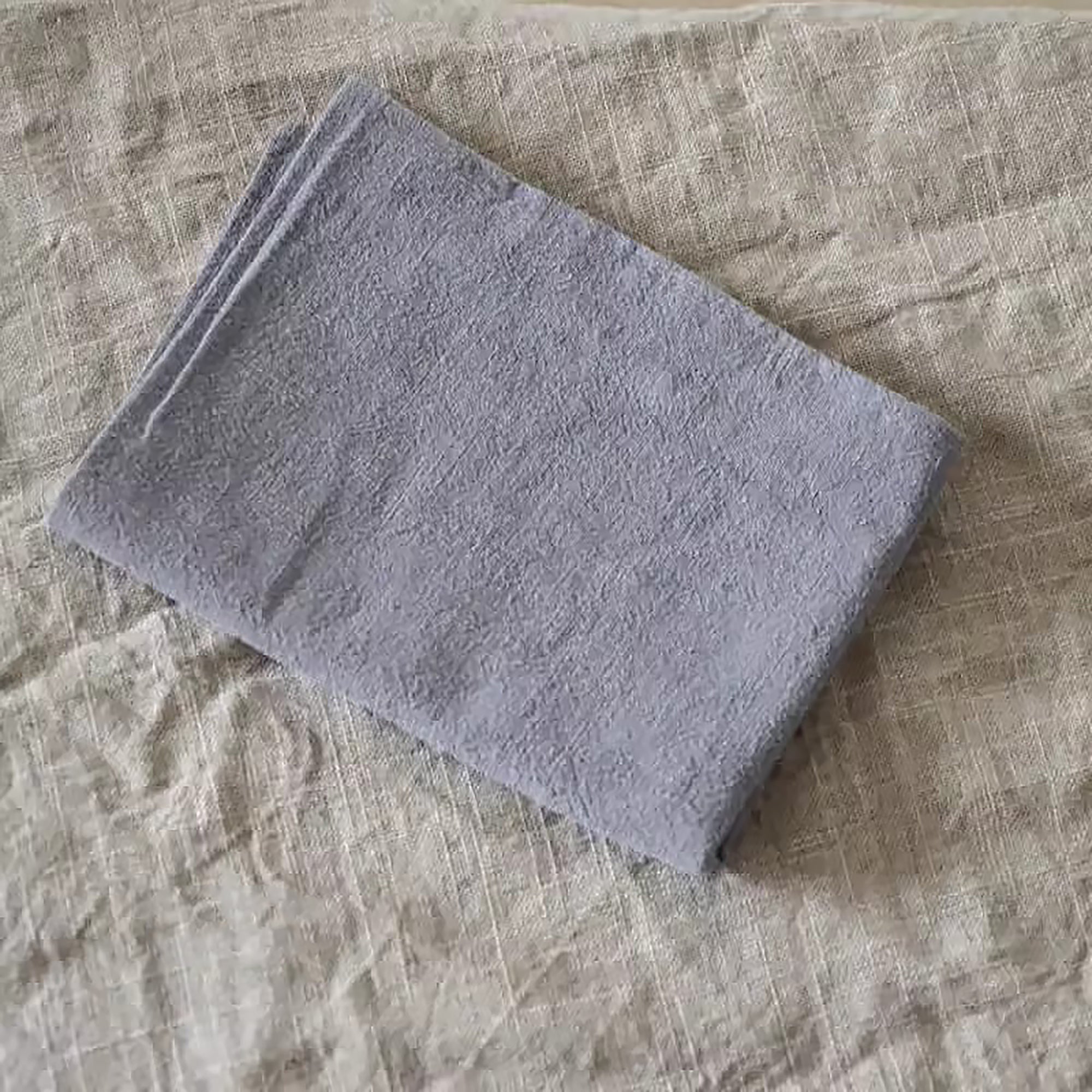 Tischdecke aus gewaschenem Leinen im japanischen Vintage-Stil