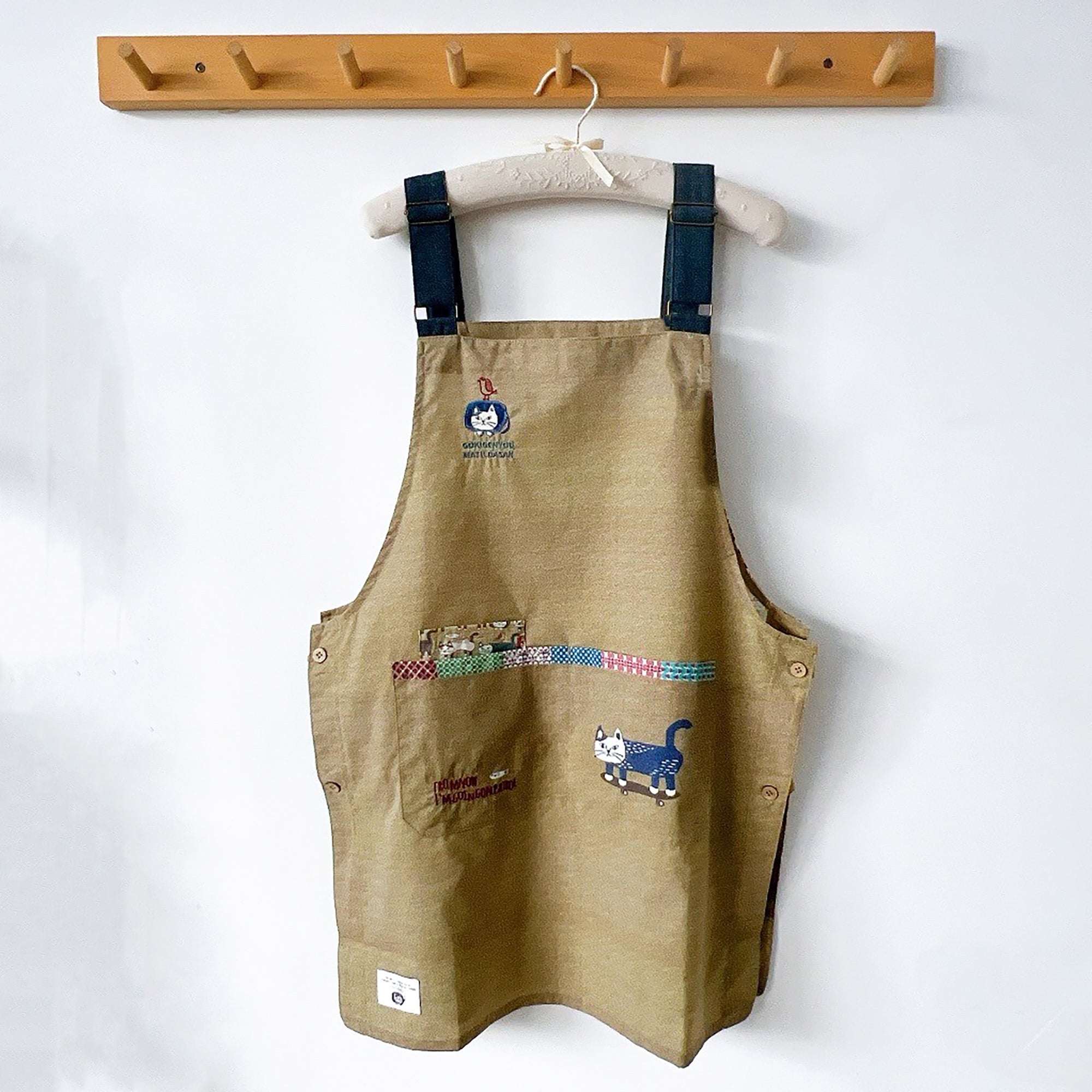 Tablier Kusuguru réversible avec motif chat